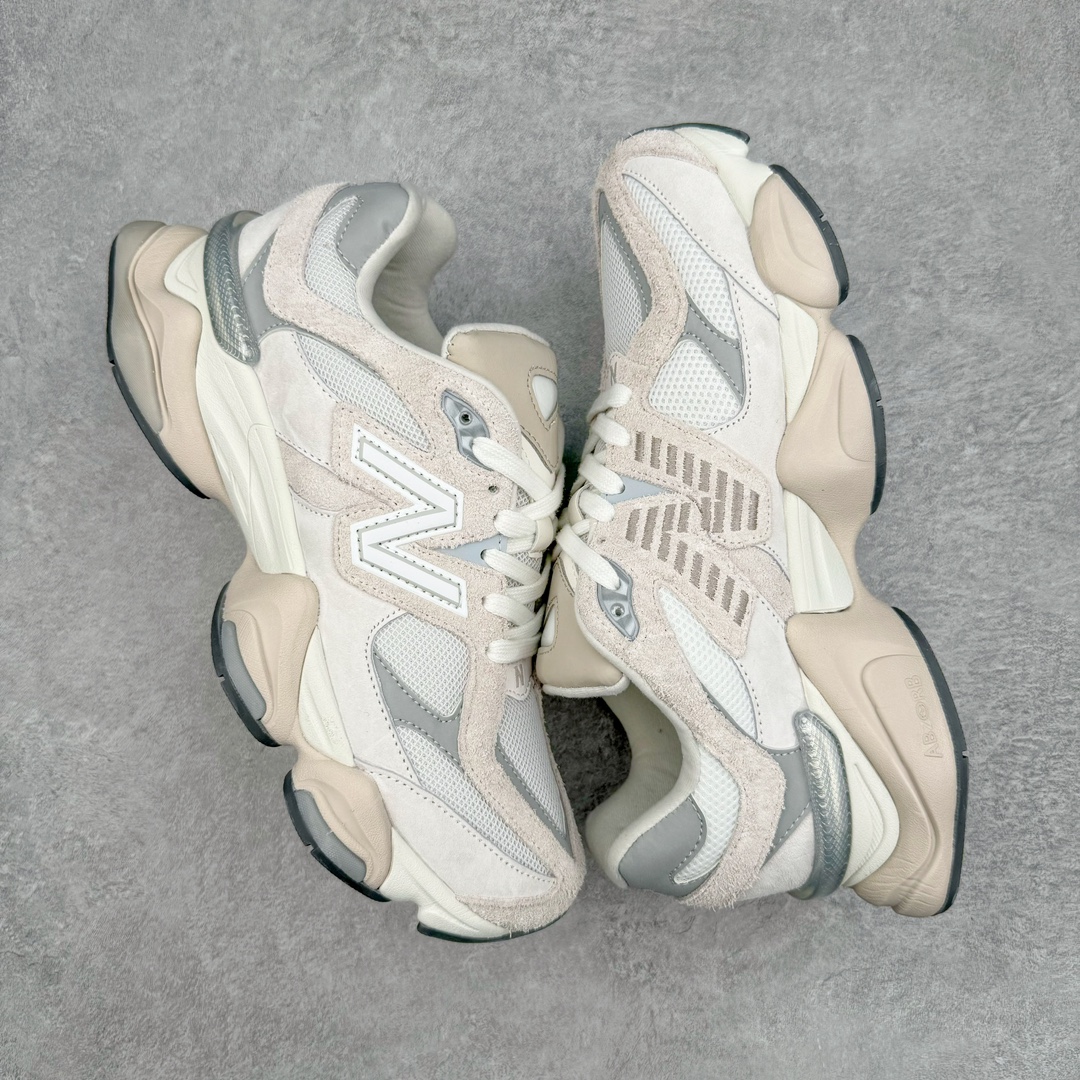 图片[3]-＃纯原 New Balance NB9060 复古运动鞋 新百伦又带来了新鞋型 并且是与芝加哥街头品牌 Joe Freshgoods 的联名款 鞋身主体采用了类似 990 系列的设计风格 与传统复古慢跑鞋区别不大 最大的变化就是鞋底部分 在传统设计的中底外层 增加了多个分区的模块 圆润的线条设计与我们熟悉的 New Balance 风格截然不同 但与同样充满弧形线条的鞋面搭配，看起来毫无违和感 尺码：36-45-选品中心