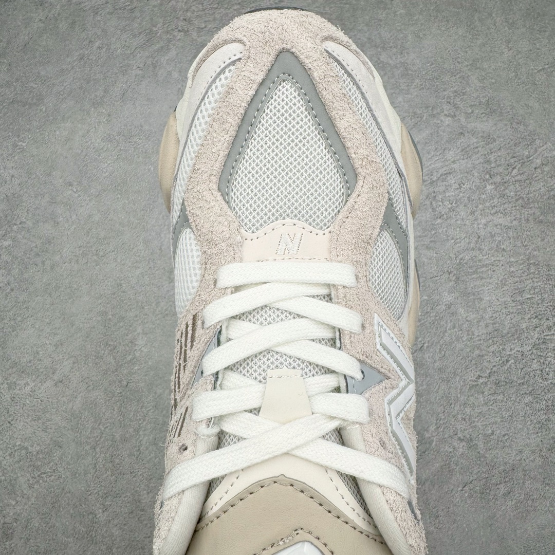 图片[4]-＃纯原 New Balance NB9060 复古运动鞋 新百伦又带来了新鞋型 并且是与芝加哥街头品牌 Joe Freshgoods 的联名款 鞋身主体采用了类似 990 系列的设计风格 与传统复古慢跑鞋区别不大 最大的变化就是鞋底部分 在传统设计的中底外层 增加了多个分区的模块 圆润的线条设计与我们熟悉的 New Balance 风格截然不同 但与同样充满弧形线条的鞋面搭配，看起来毫无违和感 尺码：36-45-选品中心