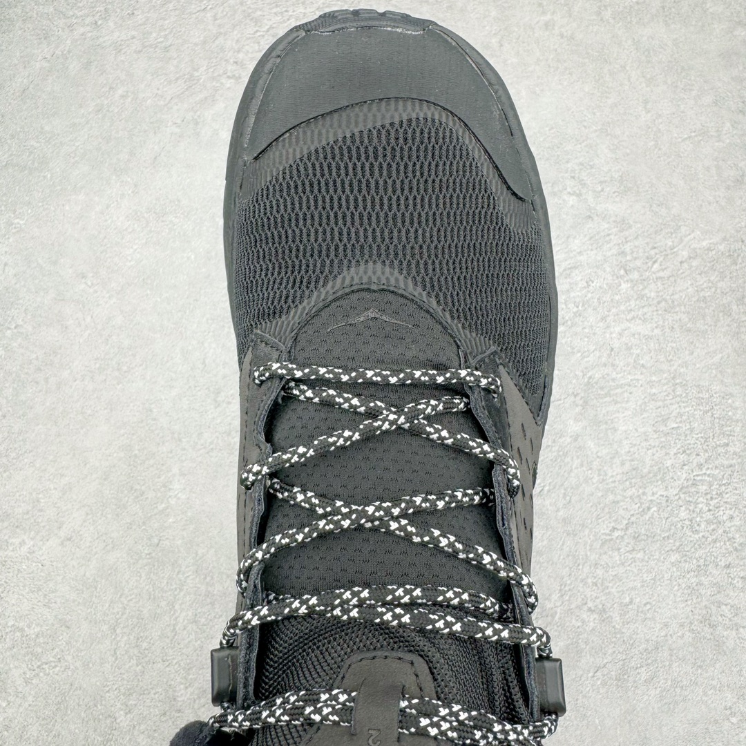 图片[4]-零售💰320 Hoka M ANACAPA Mid GTX 中帮厚底锯齿坦克户外运动鞋 Vibram辽宁代工原装外底提供强大的防滑性能 5MM多向凸耳提供多种地形下的强劲抓地力 鞋面加入防水功能 汗气却可经由GORE-TEX薄膜上的微孔排出 皮革鞋面搭配耐磨 橡胶鞋头使鞋面具有良好的透气性 支撑性及保护性 上层缓冲EVA可为足底带来柔软舒适的缓冲感 底层橡胶化泡棉提供持久的缓震和支撑 尺码：36 36.5 37 38 38.5 39 40 40.5 41 42 42.5 43 44 44.5 45 编码：Bby3936020-运动鞋