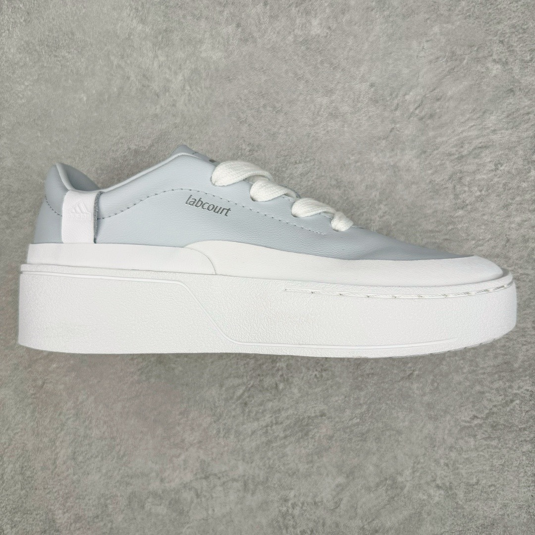 图片[4]-＃H11纯原 AD Labcourt 百搭休闲轻松舒适耐磨透气低帮板鞋 FOG平替单品 鞋面使用了绒毛麂皮 鞋面和鞋底连接处使用了包边处理 看起来更加精致有型 内里也使用了光滑的优质皮革 鞋垫上的LOGO彰显品牌身份 鞋子后脚跟处的英文 ENDINEERED FOR THE STYLE OF FUTURE译为 为未来的风格而设计 尺码：36 36.5 37 38 38.5 39 40 40.5 41 42 42.5 43 44 44.5 45-选品中心