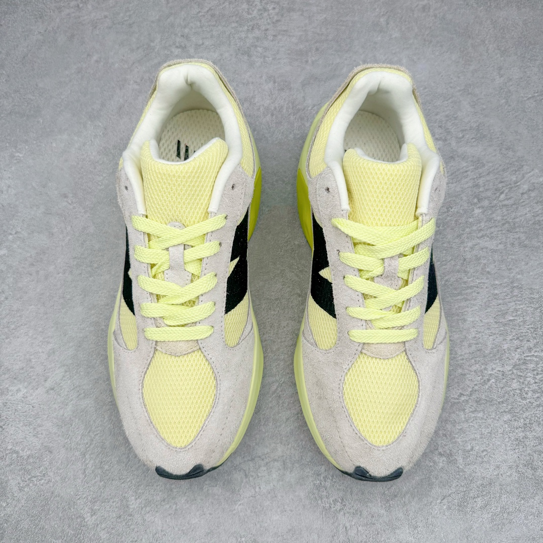 图片[2]-零售💰250 AURALEE x New Balance Warped Runner NB新百伦联名低帮复古老爹风休闲运动慢跑鞋 原楦开发版型 采用环保纤维革拼接透气网眼衬垫织物鞋面材质 T-Beam大底提供足步弓支撑 保持步态稳定后跟搭载外露缓震胶 破坏解构做旧有内味了 以极简主义美学闻名的日本时尚品牌 AURALEE 在巴黎时装周 2024 年春夏时装秀上推出了与 New Balance 的全新合作鞋款 Warped Runner 采用网布和奢华绒面革覆盖层 侧面的同色系「N」标志是对 New Balance 品牌的微妙致敬 同时配有同色系模压 FuelCell 泡沫中底和橡胶外底 此次合作是两个品牌共同致力于简约设计的完美典范 是日常穿着的绝佳选择 尺码：35.5 36 37 37.5 38 38.5 39.5 40 40.5 41.5 42 42.5 43 44 45 编码：Pby2936050-运动鞋