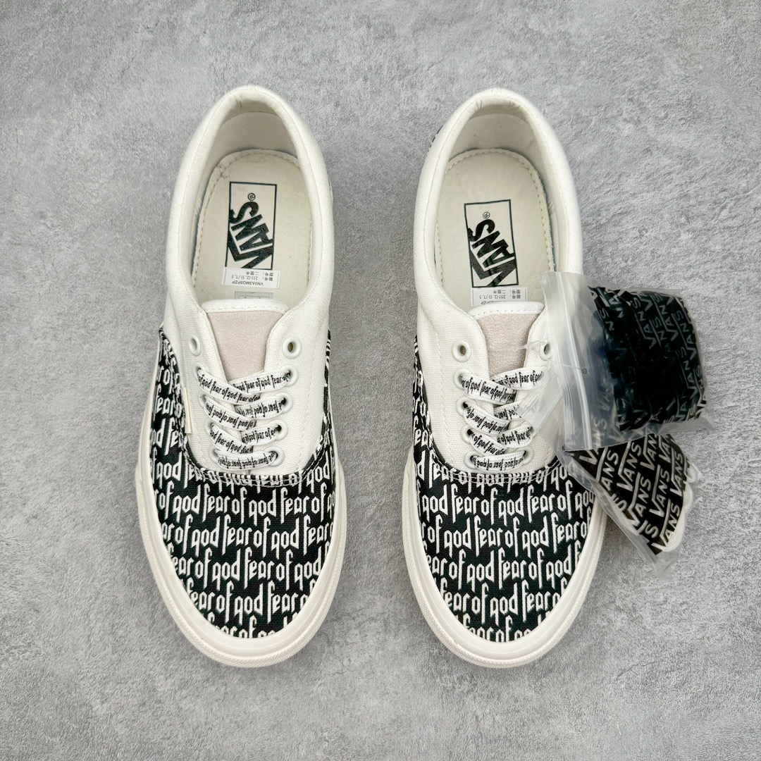 图片[2]-零售💰200 Fear Of God x Vans Era 95 Reissue 万斯恐惧上帝 FOG超限量联名 原鞋开发 原厂整套流水线代工出货 品质毋庸置疑 匠心打造 高端市场专供 懂货的老铁 开箱拿在手上一眼就很哇塞的这种 偏大一码 尺码：35 36 36.5 37 38 38.5 39 40 40.5 41 42.5 43 44 44.5 45 编码：Mby2936000-运动鞋