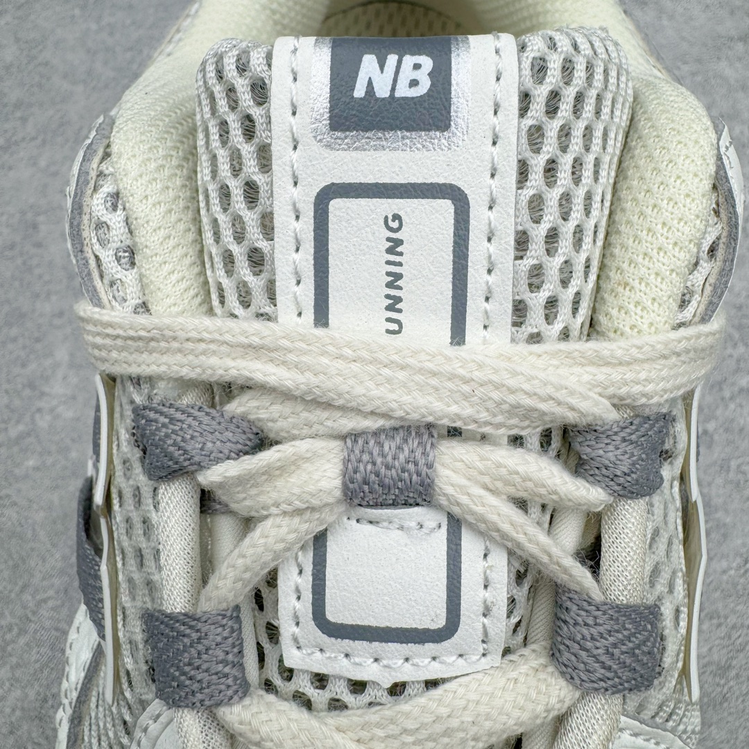 图片[12]-＃纯原福利 NB新百伦 New Balance M1906R 系列复古老爹风休闲运动慢跑鞋 采用轻质牛剖革拼接透气网眼衬垫织物鞋面材质 T-Beam大底提供足步弓支撑 保持步态稳定 后跟搭载外露缓震胶 鞋身整体以各种深浅不一的灰色覆盖 鞋头以淡蓝色调装饰 网眼衬垫通过不规律的色块实现做旧的美感 泛黄的鞋底更是进一步增添了复古气息 尺码：36 37 37.5 38 38.5 39.5 40 40.5 41.5 42 42.5 43 44 44.5 45-选品中心