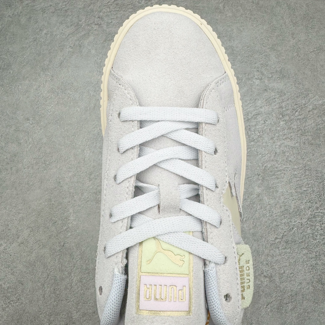 图片[4]-零售💰230 PUMA Suede Platform 彪马三明治厚底金标男女款复古休闲鞋增高运动鞋松糕跟板鞋 整双鞋款以经典的PUMA Suede鞋面为基底 采用高级麂皮材质打造 质感满载 鞋侧的金色烫印PUMA Logo引人瞩目 时尚有型 特色之一的加厚橡胶鞋底 让你默默长高3公分 以品牌经典的 Suede 为设计原型 耀眼奢华个性十足 超多明星、博主都在穿 尺码：36 36.5 37 37.5 38 38.5 39 40 40.5 41 42 42.5 43 44 45 编码：Sby2936030-运动鞋