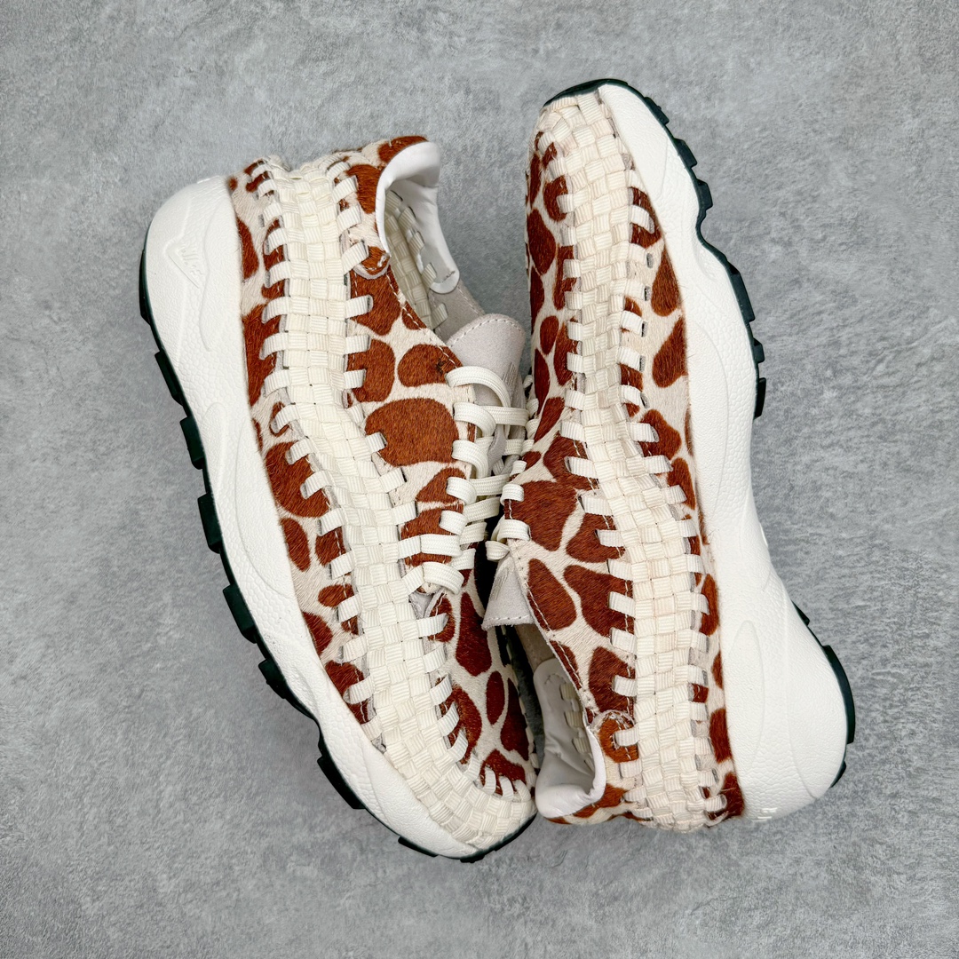 图片[3]-零售💰320 ＃B版纯原 NK Air Footscape Woven 足部编织系列低帮户外风休闲运动慢跑鞋 FB1959-100 NK Woven 编织设计一直是潮流圈玩家格外青睐的独特元素 依然还是那个熟悉的感觉，在阔别街头多年之后，它的再度回归，无疑为大家的潮流穿搭又将带来新的选择。舒适经典鞋款，耀眼回归。Footscape 选用加宽鞋头和鞋外侧鞋带，提供另类的自然畅动贴合度。不对称梭织细节具有双重功能，既可点缀柔软的麂皮鞋面，又可增添足部包覆感。内部配有超柔软泡棉中底和鞋跟 Nike Air 缓震设计。舒适脚感，让你一穿上就讚叹不已。尺码：40 40.5 41 42 42.5 43 44 44.5 45 编码：Bby3936020-运动鞋