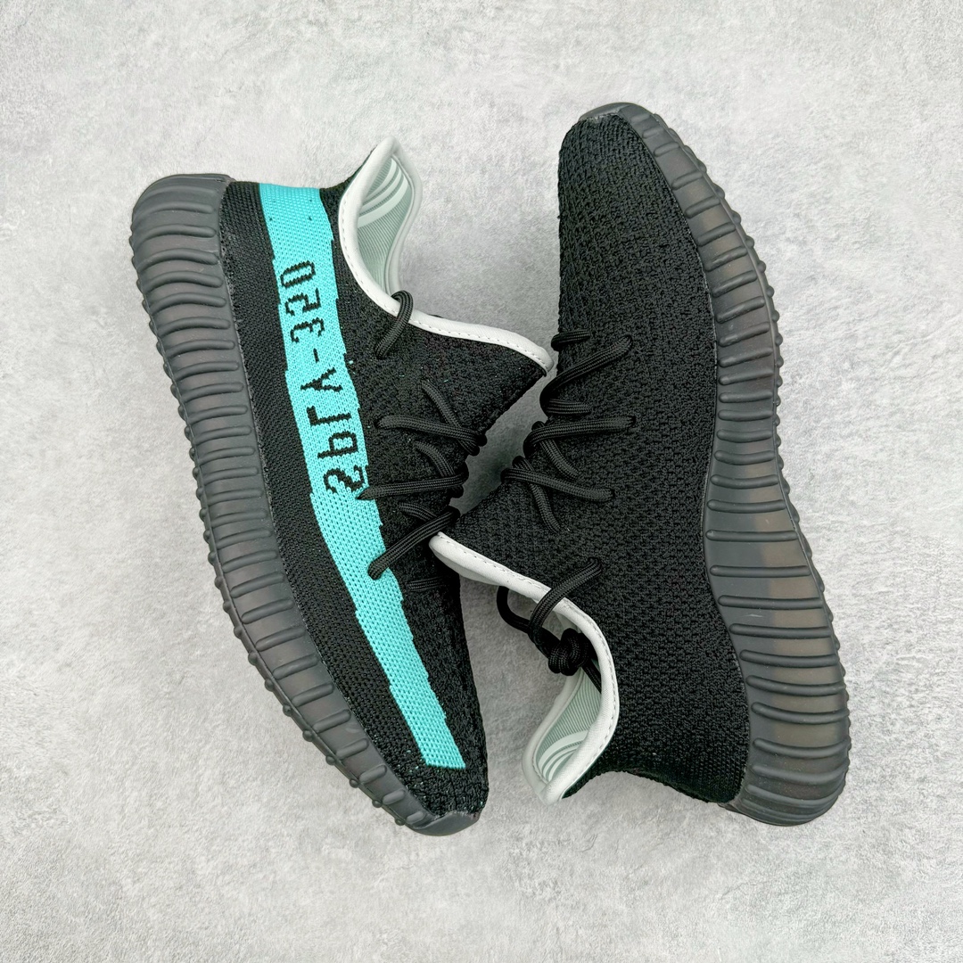 图片[3]-零售💰230 Yeezy Boost 350 V2 系列得物定制球鞋 涂鸦配色 全套原楦 原纸版 原鞋开模完美打造 采用辰元飞织鱼丝网原厂面 非进口机台 大底原厂半透明RB巴斯夫满钉大底  原厂东莞百宏3M反光鞋带 质感一致 原厂鑫成新粉原鞋垫 LOGO胶浆印花 钛金针与高士马克线针车精工打造 一切遵循原厂指令单采购同源原材 采购全套原厂进口材料 SIZE：36 36.5 37 38 38.5 39 40 40.5 41 42 42.5 43 44 44.5 45 46 47 编码：Nby2936030-运动鞋