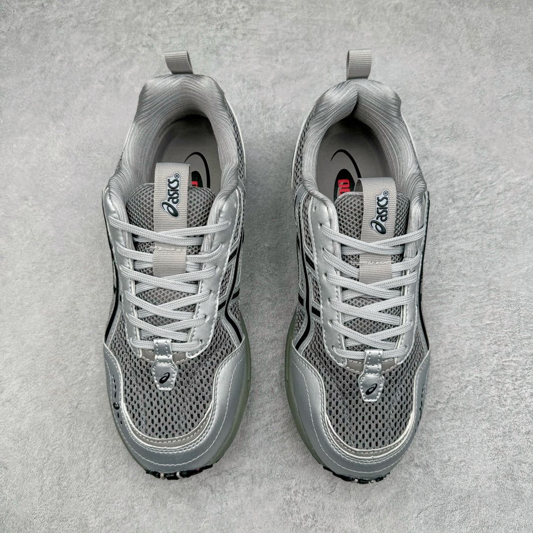 图片[2]-＃福利特价 ASICS Tiger GEL-1090V2 系列亚瑟士低帮户外风休闲运动跑步鞋 早在 2019 年 ASICS 就推出了流行的 2004 GEL-1090 的新版本 该产品因其复古外观和舒适的造型而被推向现代街头服饰 现在ASICS 以时下流行的运动美学改造鞋款 以对跑步者的新诠释打造全新 GEL-1090 v2 在新版本中 ASICS 专注于日常衣橱的采用 将优质绒面革和柔软皮革的毛绒组合拼凑在运动鞋的覆盖层上 以柔和的配色为重点，新运动鞋的改良美学为 2019 年发布的 GEL-1090 的金属色调提供了一种简约的选择 然而 它曾经受到运动员广泛喜爱的流线型轮廓在新型号中保持不变 将舒适性和多功能性保持在设计的核心 这款运动鞋还保留了网眼鞋身 确保透气性 圆形鞋带确保贴合 在原版的新进展中 该品牌使用 GEL 系列的最新技术开发更新了运动鞋的外观 简约之选 新运动鞋的改良美学 尺码：36 37 37.5 38 39 39.5 40 40.5 41.5 42 42.5 43.5 44 44.5 45-选品中心