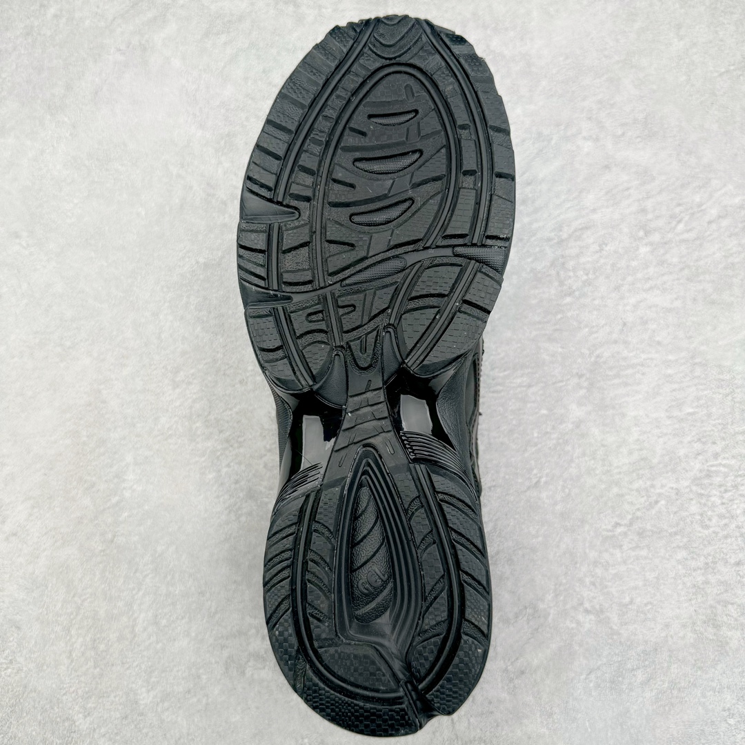 图片[9]-＃福利特价 ASICS Tiger GEL-1090V2 系列亚瑟士低帮户外风休闲运动跑步鞋 早在 2019 年 ASICS 就推出了流行的 2004 GEL-1090 的新版本 该产品因其复古外观和舒适的造型而被推向现代街头服饰 现在ASICS 以时下流行的运动美学改造鞋款 以对跑步者的新诠释打造全新 GEL-1090 v2 在新版本中 ASICS 专注于日常衣橱的采用 将优质绒面革和柔软皮革的毛绒组合拼凑在运动鞋的覆盖层上 以柔和的配色为重点，新运动鞋的改良美学为 2019 年发布的 GEL-1090 的金属色调提供了一种简约的选择 然而 它曾经受到运动员广泛喜爱的流线型轮廓在新型号中保持不变 将舒适性和多功能性保持在设计的核心 这款运动鞋还保留了网眼鞋身 确保透气性 圆形鞋带确保贴合 在原版的新进展中 该品牌使用 GEL 系列的最新技术开发更新了运动鞋的外观 简约之选 新运动鞋的改良美学 尺码：36 37 37.5 38 39 39.5 40 40.5 41.5 42 42.5 43.5 44 44.5 45-选品中心