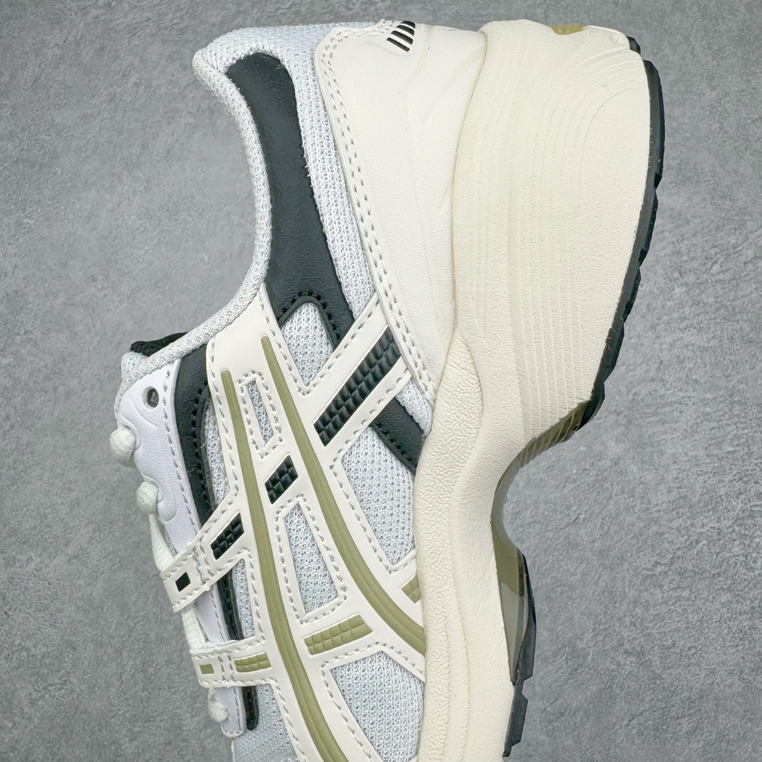 图片[7]-＃福利特价 ASICS Tiger GEL-1090V2 系列亚瑟士低帮户外风休闲运动跑步鞋 早在 2019 年 ASICS 就推出了流行的 2004 GEL-1090 的新版本 该产品因其复古外观和舒适的造型而被推向现代街头服饰 现在ASICS 以时下流行的运动美学改造鞋款 以对跑步者的新诠释打造全新 GEL-1090 v2 在新版本中 ASICS 专注于日常衣橱的采用 将优质绒面革和柔软皮革的毛绒组合拼凑在运动鞋的覆盖层上 以柔和的配色为重点，新运动鞋的改良美学为 2019 年发布的 GEL-1090 的金属色调提供了一种简约的选择 然而 它曾经受到运动员广泛喜爱的流线型轮廓在新型号中保持不变 将舒适性和多功能性保持在设计的核心 这款运动鞋还保留了网眼鞋身 确保透气性 圆形鞋带确保贴合 在原版的新进展中 该品牌使用 GEL 系列的最新技术开发更新了运动鞋的外观 简约之选 新运动鞋的改良美学 尺码：36 37 37.5 38 39 39.5 40 40.5 41.5 42 42.5 43.5 44 44.5 45-选品中心