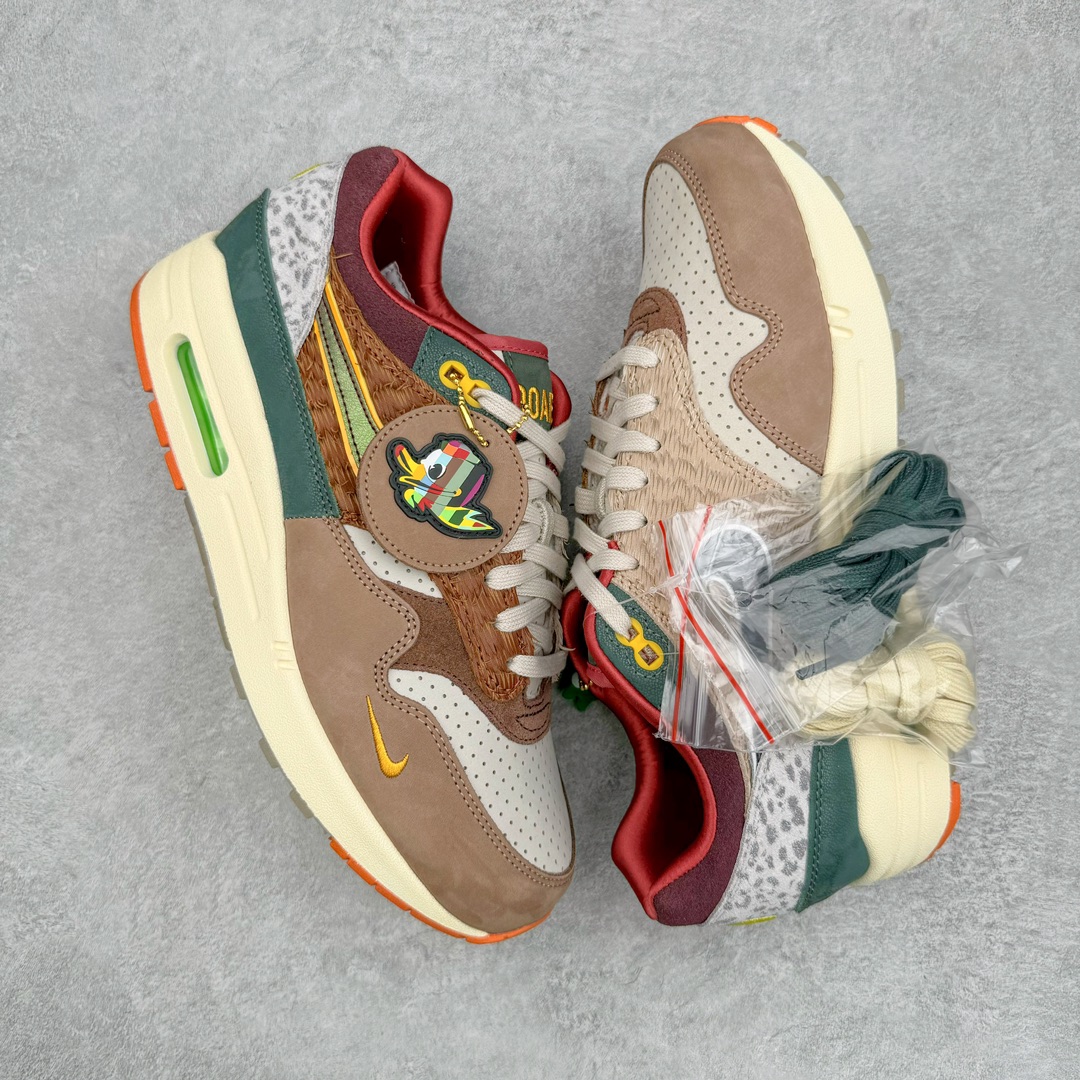 图片[3]-零售💰550 ＃XP纯原 Division Street x Nike Air Max 1 初代复古气垫慢跑鞋 DS联名 HQ2639-100 以鞋圈知名度贼高的 Oregon Ducks 为设计主题 在经典的 Air Max 1 框架上 设计师直接在材质方面疯狂堆料 配合上多种多样的花纹 属于俄勒冈鸭的味道 简直快要从屏幕溢出来了 超高设计规格带来的 当然就是超高的辨识度 穿上街就是标准的视线减速带 SIZE：36 36.5 37.5 38 38.5 39 40 40.5 41 42 42.5 43 44 44.5 45 46 47.5 编码：Hby5936050-运动鞋