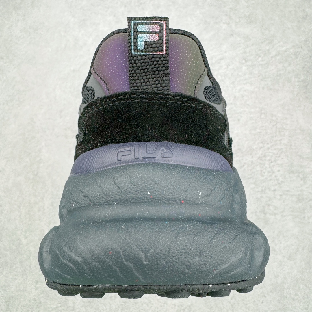 图片[8]-FILA FUSION Fluid 斐乐摩登潮牌防滑耐磨轻便运动鞋 FUSION 系列传承了 FILA 的百年基因，融入年轻运动及潮流文化，成为引领变革、创新突破的一代。以“1+N” 的跨界合作模式重现经典的同时创造经典。带来最出其不意的跨界合作惊喜。同时，FILAFUSION把FILA 的 DNA 融入到定制体验里，你可以随心制造厲于你的产品。FILA FUSION 的鞋家族涵盖了老爹鞋、跑步鞋、网球鞋、季节款。风格复古新潮，满足了时尚人士出行及各类运动的搭配需求，成为当下年轻人筷拥的鞋类品牌之一。FILA FUSION 走进年轻人的世界，通过年轻人运动，街舞，滑板，篮球，展现 FILA FUSION 的潮流态度和年轻文化。FILA FUSION 认为末来属于引领变革、创新突破的年轻一代，让我们一起构成 FILA 未来的蓝图吧！尺码：35.5 36 36.5 37.5 38 38.5 39 40 40.5 41 42 42.5 43 44 44.5 45 45.5-选品中心