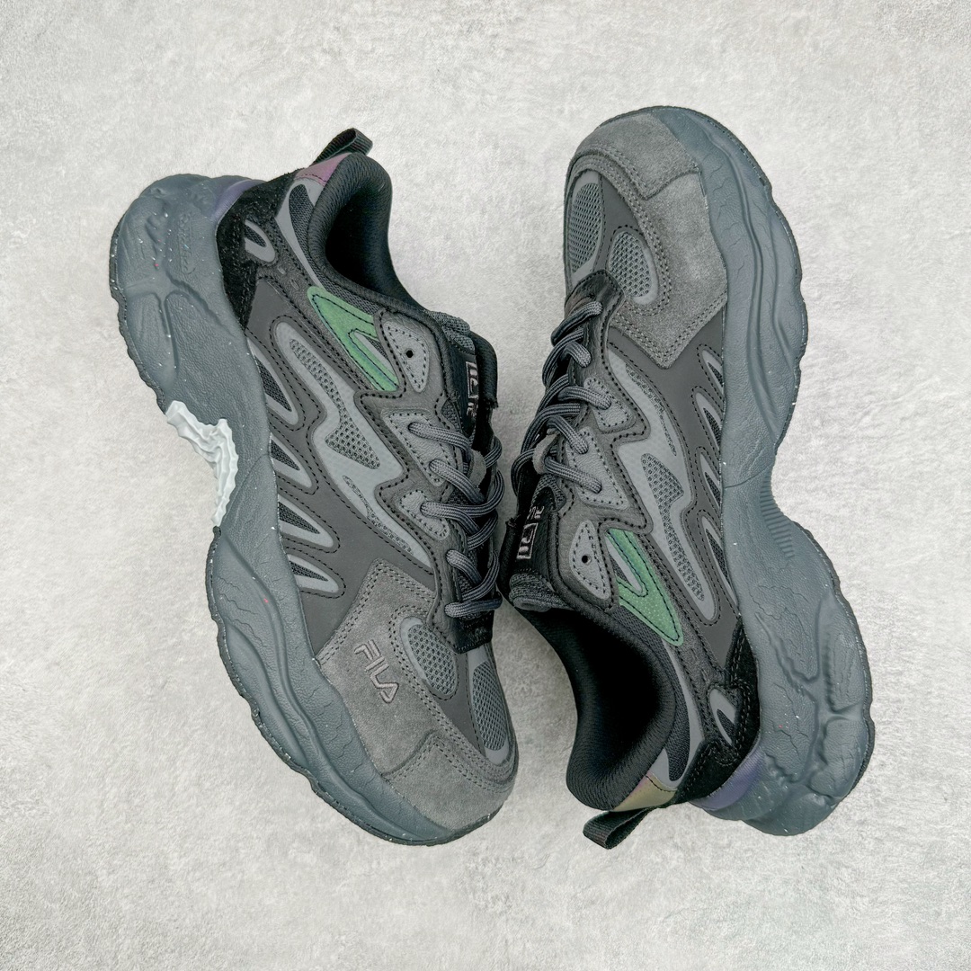 图片[3]-FILA FUSION Fluid 斐乐摩登潮牌防滑耐磨轻便运动鞋 FUSION 系列传承了 FILA 的百年基因，融入年轻运动及潮流文化，成为引领变革、创新突破的一代。以“1+N” 的跨界合作模式重现经典的同时创造经典。带来最出其不意的跨界合作惊喜。同时，FILAFUSION把FILA 的 DNA 融入到定制体验里，你可以随心制造厲于你的产品。FILA FUSION 的鞋家族涵盖了老爹鞋、跑步鞋、网球鞋、季节款。风格复古新潮，满足了时尚人士出行及各类运动的搭配需求，成为当下年轻人筷拥的鞋类品牌之一。FILA FUSION 走进年轻人的世界，通过年轻人运动，街舞，滑板，篮球，展现 FILA FUSION 的潮流态度和年轻文化。FILA FUSION 认为末来属于引领变革、创新突破的年轻一代，让我们一起构成 FILA 未来的蓝图吧！尺码：35.5 36 36.5 37.5 38 38.5 39 40 40.5 41 42 42.5 43 44 44.5 45 45.5-选品中心