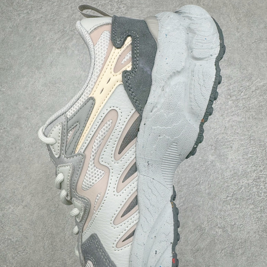 图片[7]-FILA FUSION Fluid 斐乐摩登潮牌防滑耐磨轻便运动鞋 FUSION 系列传承了 FILA 的百年基因，融入年轻运动及潮流文化，成为引领变革、创新突破的一代。以“1+N” 的跨界合作模式重现经典的同时创造经典。带来最出其不意的跨界合作惊喜。同时，FILAFUSION把FILA 的 DNA 融入到定制体验里，你可以随心制造厲于你的产品。FILA FUSION 的鞋家族涵盖了老爹鞋、跑步鞋、网球鞋、季节款。风格复古新潮，满足了时尚人士出行及各类运动的搭配需求，成为当下年轻人筷拥的鞋类品牌之一。FILA FUSION 走进年轻人的世界，通过年轻人运动，街舞，滑板，篮球，展现 FILA FUSION 的潮流态度和年轻文化。FILA FUSION 认为末来属于引领变革、创新突破的年轻一代，让我们一起构成 FILA 未来的蓝图吧！尺码：35.5 36 36.5 37.5 38 38.5 39 40 40.5 41 42 42.5 43 44 44.5 45 45.5-选品中心