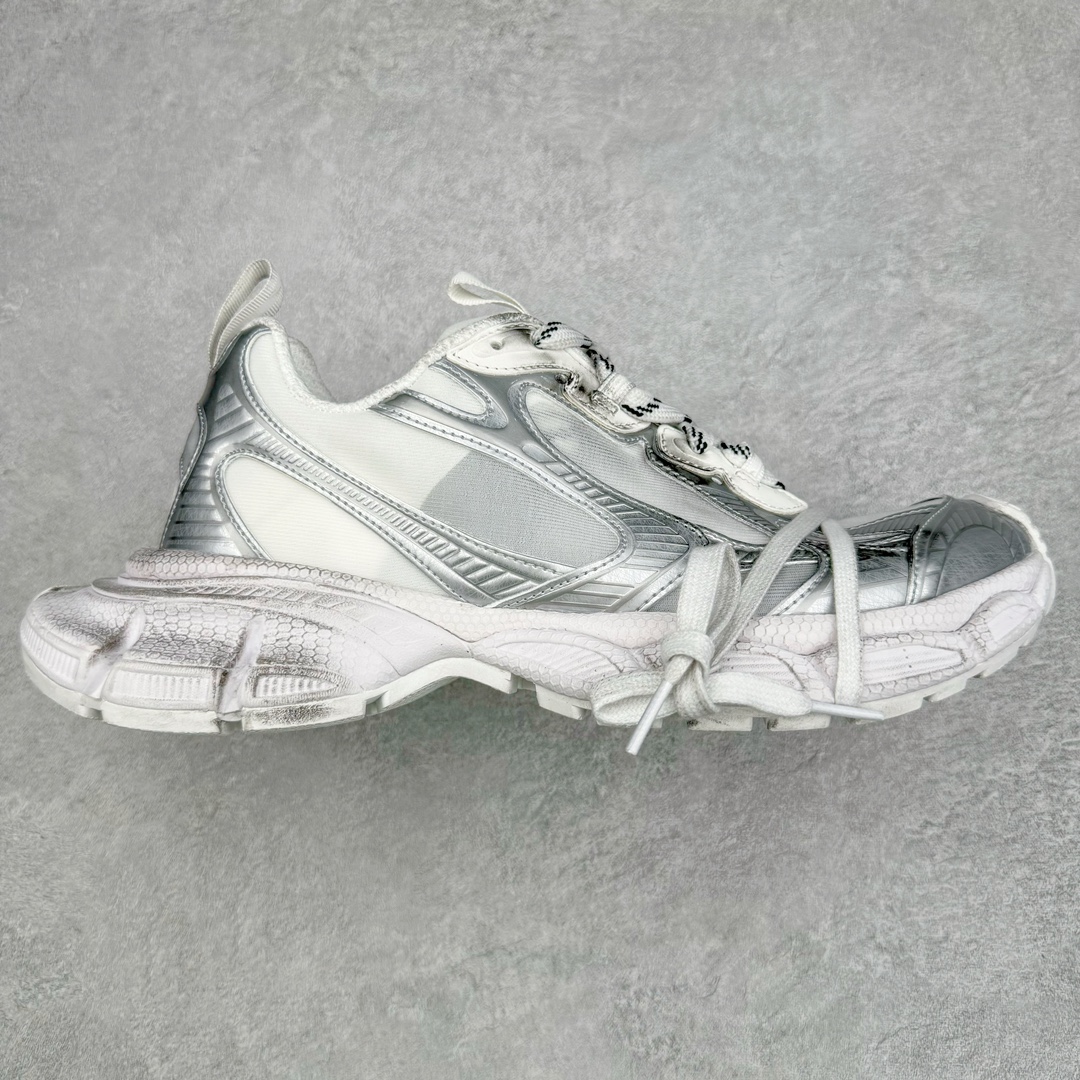 ＃纯原 BALENCIAGA 3XL Sneakers 巴黎世家十代网布系带低帮走秀复古老爹鞋 全套原纸板楦头开发 最原汁原味的灵魂版型 全鞋荧光划线卡点 胶水把控整洁度追求极致完美 每一双都是工艺品 多重QC质检 超越公司货的品控标准 实实在在的免检产品 原盒原配 正确字体电绣 粗细、位置、大小正确 侧边TPU 透气孔匹配意产原版 正确分离大底 TPU软底 原版一致大底LOGO 立体感十足 原厂皮料水洗做旧 采购原厂网纱 不含皮革 网布材料和聚氨酯 磨损效果 鞋头边缘和后帮 Balenciaga 徽标 鞋面和后跟凸印尺码 鞋舌 3XL 橡胶品牌标识和反光细节 鞋帮拉袢和鞋舌拉祥 配反光细节 备用鞋带在鞋履前侧 可在穿着前取下 便于不同造型搭配 偏大一码 尺码：35 36 37 38 39 40 41 42 43 44 45 46-选品中心