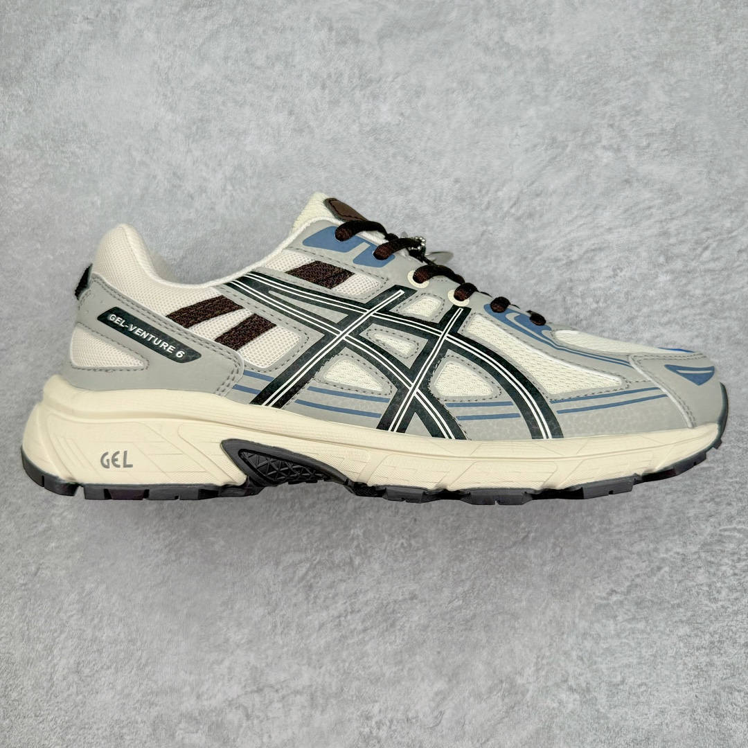 零售💰220 Asics Gel-Venturem 6 亚瑟士舒适透气运动跑鞋 #鞋面采用新的单丝纤维工程网布鞋面，提供轻量的穿着感和舒适的透气性。FLYTEFOAM双层复合中底材质，更轻量、更坚韧，脚感更为柔软稳固；TRUSSTIC中足稳定片，为运动时容易扭动的中足部提高刚性，增强脚部的安定性。尺码：36 37 37.5 38 39 39.5 40 40.5 41.5 42 42.5 43.5 44 45 ‍ 编码：Sby2936020-运动鞋