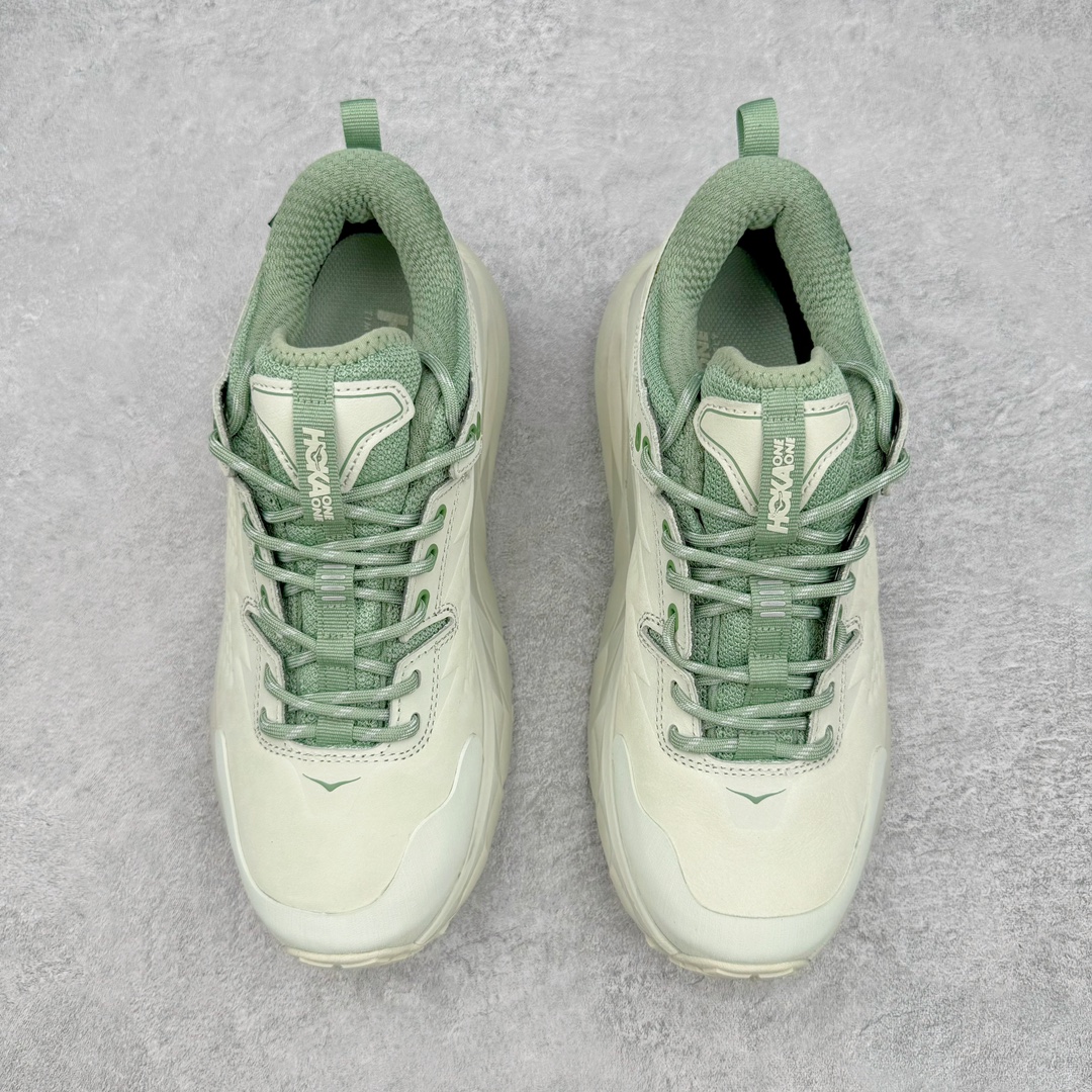 图片[2]-＃X版纯原 HOKA ONE ONE Kaha 2 GTX 耐磨減震低帮户外功能运动鞋 具有品着的重量与坐垫比 可提供顶级性能和顶级毛绒 这款低帮徒步旅行者采用带 SwallowTail™ 几何形状的HUBBLE® 鞋跟进行了更新 配备带牵引凸耳的 Vibram® Megagrip 以增加地面接触 这款开创性款式精心制作 采用GORE-TEX 鞋类面料和再生纺织品 尺码：36 36.5 37.5 38 38.5 39 40 40.5 41 42 42.5 43 44 44.5 45 46-选品中心