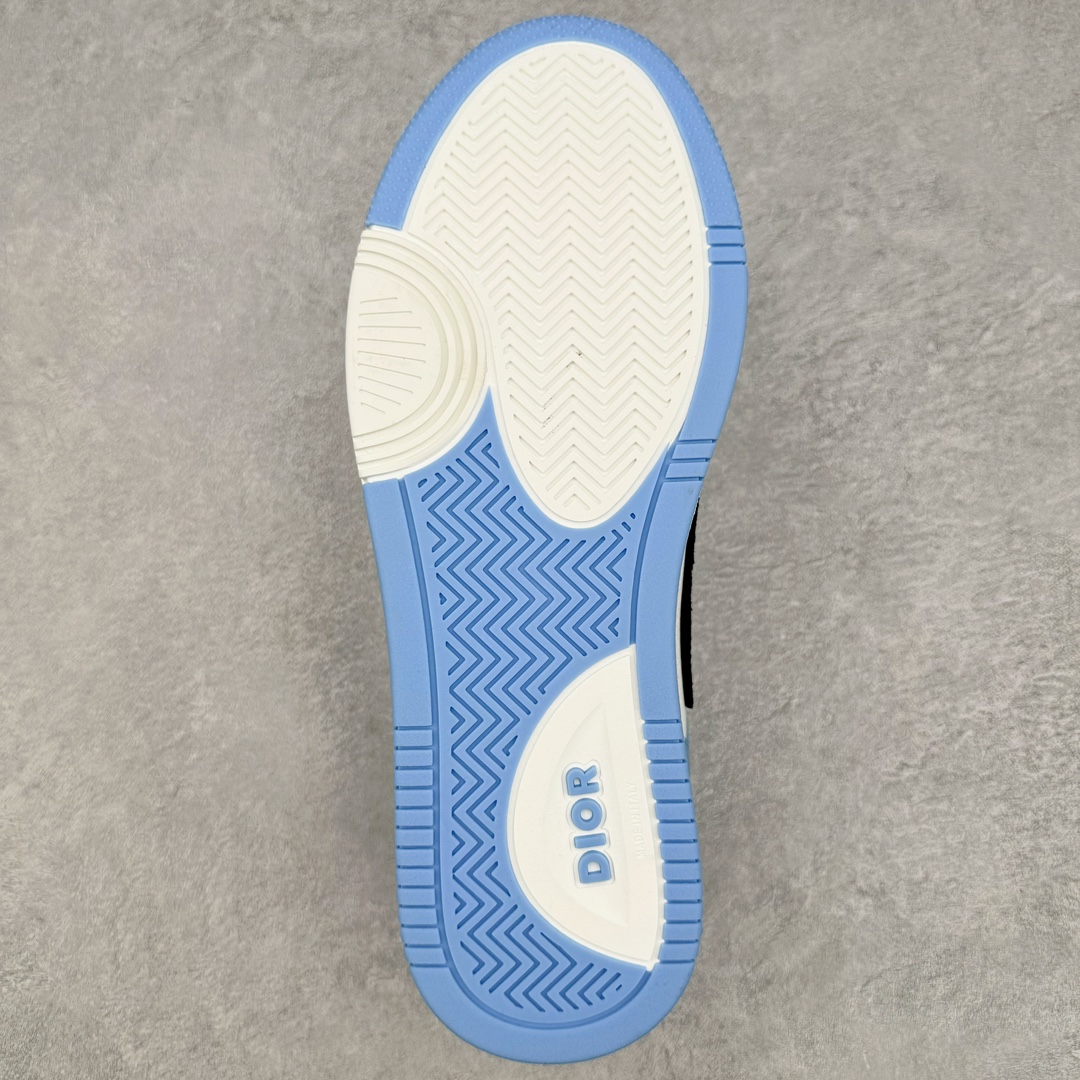 图片[9]-Dior 2024S B57 迪奥新款休闲鞋中帮 情侣款 原版爆拆一比一完美复刻 工艺做工细节到位 原版定制材料 超赞 最新元素组合 时尚休闲个性 百搭 面料 原版面料牛皮 网布 电绣加3D打印 内里 进口透气网 垫脚 原版成型垫 大底 原版一比一开模TPU 尺码：36-45-选品中心