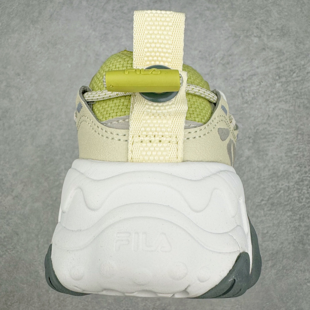 图片[8]-FILA FUSION Fluid 斐乐摩登潮牌防滑耐磨轻便运动鞋 FUSION 系列传承了 FILA 的百年基因，融入年轻运动及潮流文化，成为引领变革、创新突破的一代。以“1+N” 的跨界合作模式重现经典的同时创造经典。带来最出其不意的跨界合作惊喜。同时，FILAFUSION把FILA 的 DNA 融入到定制体验里，你可以随心制造厲于你的产品。FILA FUSION 的鞋家族涵盖了老爹鞋、跑步鞋、网球鞋、季节款。风格复古新潮，满足了时尚人士出行及各类运动的搭配需求，成为当下年轻人筷拥的鞋类品牌之一。FILA FUSION 走进年轻人的世界，通过年轻人运动，街舞，滑板，篮球，展现 FILA FUSION 的潮流态度和年轻文化。FILA FUSION 认为末来属于引领变革、创新突破的年轻一代，让我们一起构成 FILA 未来的蓝图吧！尺码：35.5 36 36.5 37.5 38 38.5 39 40 40.5 41 42 42.5 43 44 44.5 45 45.5-选品中心