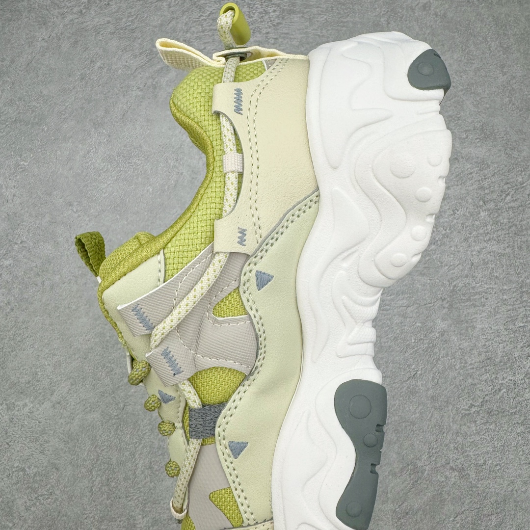 图片[7]-FILA FUSION Fluid 斐乐摩登潮牌防滑耐磨轻便运动鞋 FUSION 系列传承了 FILA 的百年基因，融入年轻运动及潮流文化，成为引领变革、创新突破的一代。以“1+N” 的跨界合作模式重现经典的同时创造经典。带来最出其不意的跨界合作惊喜。同时，FILAFUSION把FILA 的 DNA 融入到定制体验里，你可以随心制造厲于你的产品。FILA FUSION 的鞋家族涵盖了老爹鞋、跑步鞋、网球鞋、季节款。风格复古新潮，满足了时尚人士出行及各类运动的搭配需求，成为当下年轻人筷拥的鞋类品牌之一。FILA FUSION 走进年轻人的世界，通过年轻人运动，街舞，滑板，篮球，展现 FILA FUSION 的潮流态度和年轻文化。FILA FUSION 认为末来属于引领变革、创新突破的年轻一代，让我们一起构成 FILA 未来的蓝图吧！尺码：35.5 36 36.5 37.5 38 38.5 39 40 40.5 41 42 42.5 43 44 44.5 45 45.5-选品中心