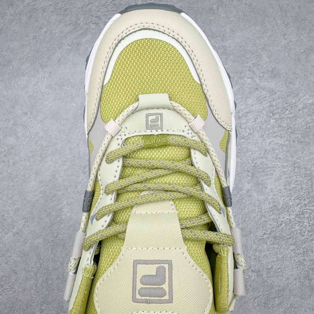 图片[4]-FILA FUSION Fluid 斐乐摩登潮牌防滑耐磨轻便运动鞋 FUSION 系列传承了 FILA 的百年基因，融入年轻运动及潮流文化，成为引领变革、创新突破的一代。以“1+N” 的跨界合作模式重现经典的同时创造经典。带来最出其不意的跨界合作惊喜。同时，FILAFUSION把FILA 的 DNA 融入到定制体验里，你可以随心制造厲于你的产品。FILA FUSION 的鞋家族涵盖了老爹鞋、跑步鞋、网球鞋、季节款。风格复古新潮，满足了时尚人士出行及各类运动的搭配需求，成为当下年轻人筷拥的鞋类品牌之一。FILA FUSION 走进年轻人的世界，通过年轻人运动，街舞，滑板，篮球，展现 FILA FUSION 的潮流态度和年轻文化。FILA FUSION 认为末来属于引领变革、创新突破的年轻一代，让我们一起构成 FILA 未来的蓝图吧！尺码：35.5 36 36.5 37.5 38 38.5 39 40 40.5 41 42 42.5 43 44 44.5 45 45.5-选品中心