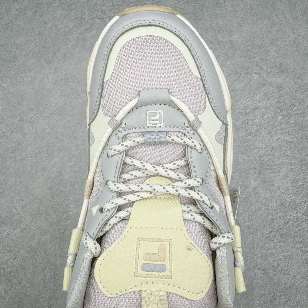 图片[4]-FILA FUSION Fluid 斐乐摩登潮牌防滑耐磨轻便运动鞋 FUSION 系列传承了 FILA 的百年基因，融入年轻运动及潮流文化，成为引领变革、创新突破的一代。以“1+N” 的跨界合作模式重现经典的同时创造经典。带来最出其不意的跨界合作惊喜。同时，FILAFUSION把FILA 的 DNA 融入到定制体验里，你可以随心制造厲于你的产品。FILA FUSION 的鞋家族涵盖了老爹鞋、跑步鞋、网球鞋、季节款。风格复古新潮，满足了时尚人士出行及各类运动的搭配需求，成为当下年轻人筷拥的鞋类品牌之一。FILA FUSION 走进年轻人的世界，通过年轻人运动，街舞，滑板，篮球，展现 FILA FUSION 的潮流态度和年轻文化。FILA FUSION 认为末来属于引领变革、创新突破的年轻一代，让我们一起构成 FILA 未来的蓝图吧！尺码：35.5 36 36.5 37.5 38 38.5 39 40 40.5 41 42 42.5 43 44 44.5 45 45.5-选品中心