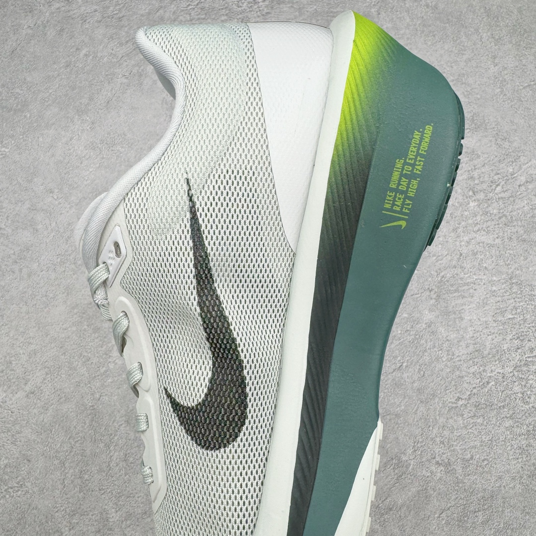 图片[7]-NK zoom Fly6 马拉松高端竞速跑步鞋 高弹性双层MD搭配碳纤维组合鞋底轻盈缓震 鞋面采用工程网眼设计 为特定高热区域营造出色透气性 进一步增加鞋面的穿孔数量 让足部能够快速散热 在高速运动时营造舒适稳定的贴合感 动力十足！尺码：36 36.5 37.5 38 38.5 39 40 40.5 41 42 42.5 43 44 44.5 45-选品中心