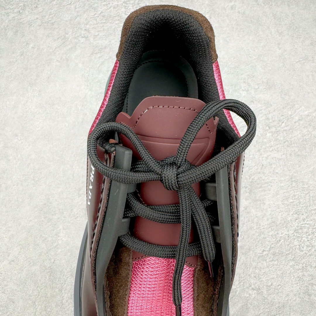 图片[5]-＃GD广顶 Prada Systeme 普拉达亮面皮革休闲时尚生活运动鞋 以现代手法重塑经典风格隐藏式鞋带造就简洁外观全手工缝制体现品牌匠人精神轻便的鞋底充满运动感 尺码：39 40 41 42 43 44 45-选品中心