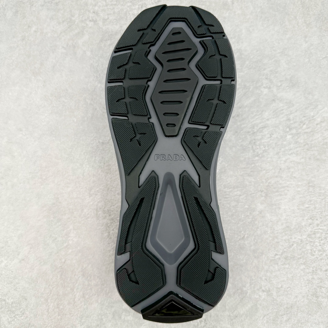 图片[9]-＃GD广顶 Prada Systeme 普拉达亮面皮革休闲时尚生活运动鞋 以现代手法重塑经典风格隐藏式鞋带造就简洁外观全手工缝制体现品牌匠人精神轻便的鞋底充满运动感 尺码：39 40 41 42 43 44 45-选品中心