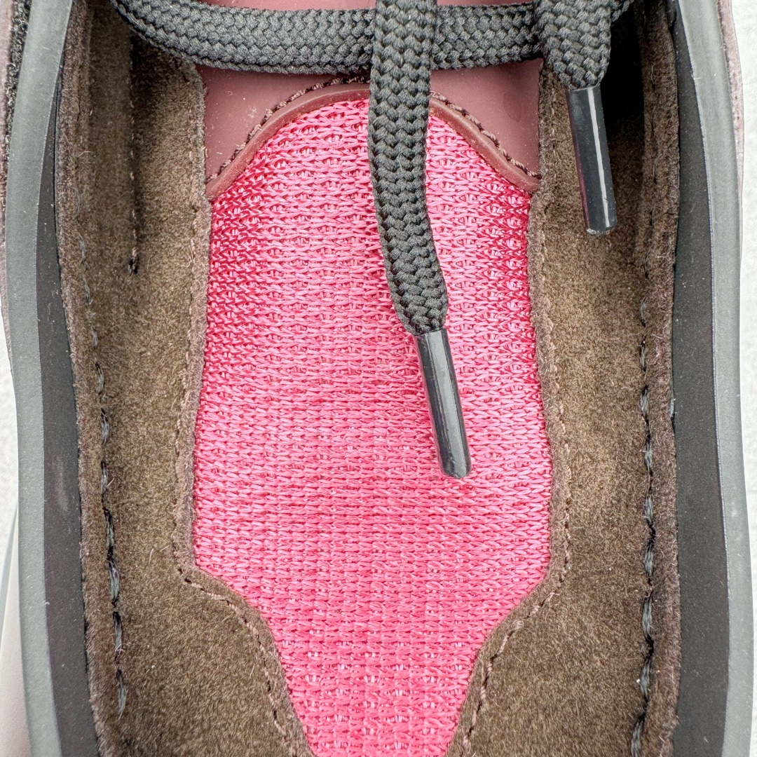 图片[17]-＃GD广顶 Prada Systeme 普拉达亮面皮革休闲时尚生活运动鞋 以现代手法重塑经典风格隐藏式鞋带造就简洁外观全手工缝制体现品牌匠人精神轻便的鞋底充满运动感 尺码：39 40 41 42 43 44 45-选品中心