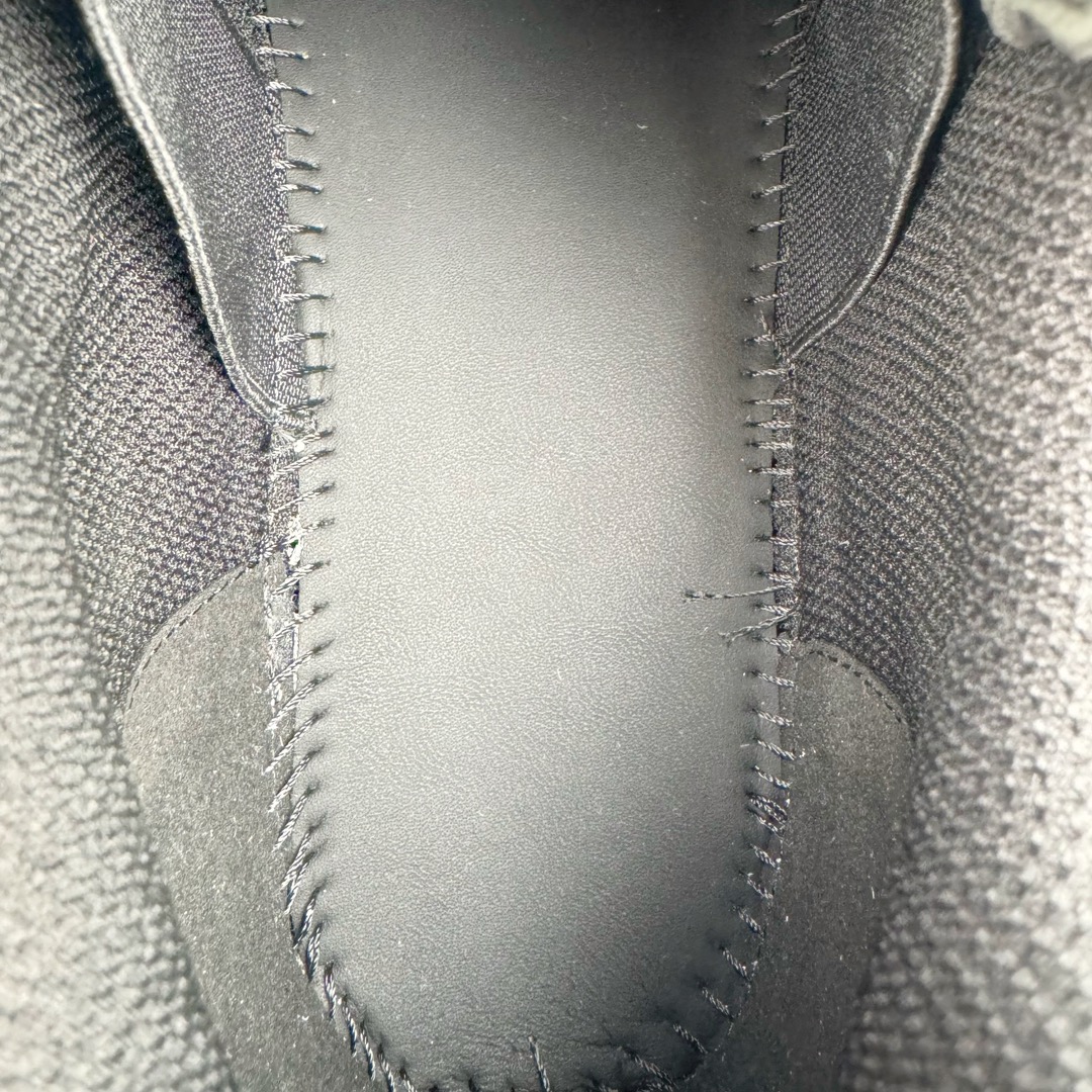 图片[11]-＃GD广顶 Prada Systeme 普拉达亮面皮革休闲时尚生活运动鞋 以现代手法重塑经典风格隐藏式鞋带造就简洁外观全手工缝制体现品牌匠人精神轻便的鞋底充满运动感 尺码：39 40 41 42 43 44 45-选品中心