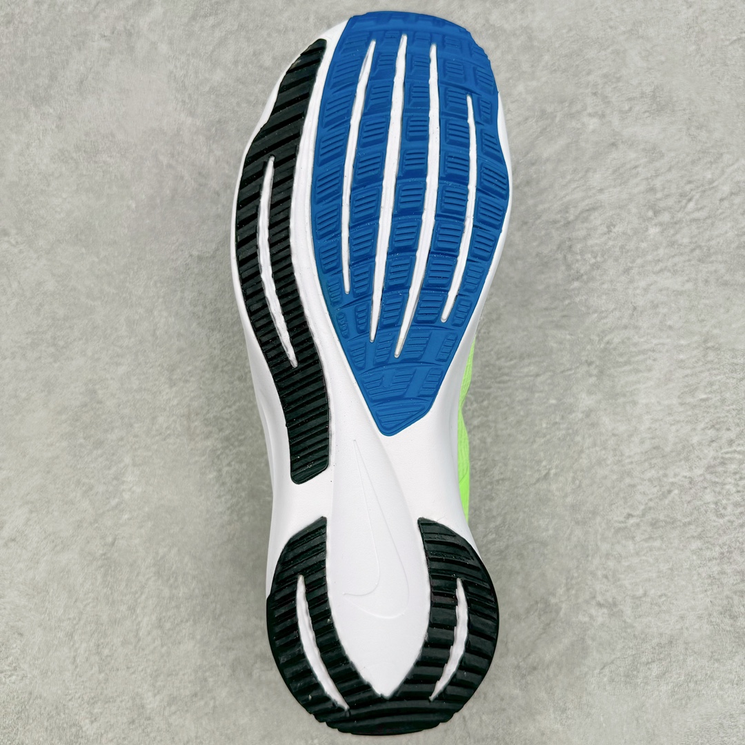 图片[9]-NK AIR Zoom RIVAL Fly 3 超弹透气轻量跑步鞋鞋款搭载 Flyknit 材料 出众弹性 易于穿脱 采用React技术 轻盈耐 跑步健身房锻炼最佳选择之一 货号： CT2405 尺码：36 36.5 37.5 38 38.5 39 40 40.5 41 42 42.5 43 44 44.5 45-选品中心