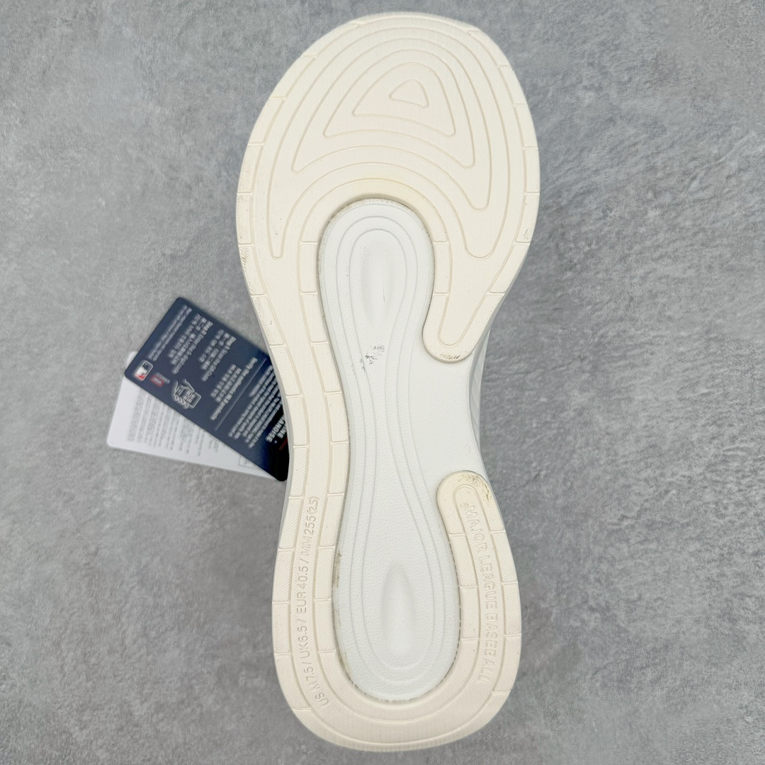 图片[9]-MLB Chunky Runner 2024S 纽约洋基队系列低帮轻量增高厚底百搭休闲运动慢跑鞋 Korea韩国联名NY美国榄球纽约洋基队限定 韩国代购专供 全套原楦原纸板原厂数据开发 正确中底拉帮中底网布细节 平台代购专供 左脚内置芯片 韩国代购吊牌标贴 独家一比一RB+MD组合大底 高频后跟小人Logo精准对位立体饱满 正确网布加超迁鞋面 转印中底走线紧密 转印Logo工艺表层防刮不掉色 尺码：35 36 36.5 37.5 38 38.5 39 40 40.5 41 42 42.5 43 44 45-选品中心