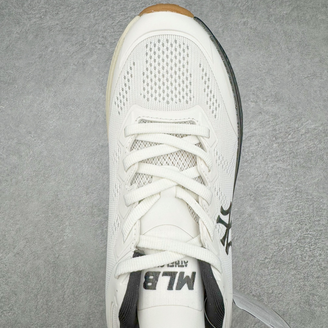 图片[4]-MLB Chunky Runner 2024S 纽约洋基队系列低帮轻量增高厚底百搭休闲运动慢跑鞋 Korea韩国联名NY美国榄球纽约洋基队限定 韩国代购专供 全套原楦原纸板原厂数据开发 正确中底拉帮中底网布细节 平台代购专供 左脚内置芯片 韩国代购吊牌标贴 独家一比一RB+MD组合大底 高频后跟小人Logo精准对位立体饱满 正确网布加超迁鞋面 转印中底走线紧密 转印Logo工艺表层防刮不掉色 尺码：35 36 36.5 37.5 38 38.5 39 40 40.5 41 42 42.5 43 44 45-选品中心