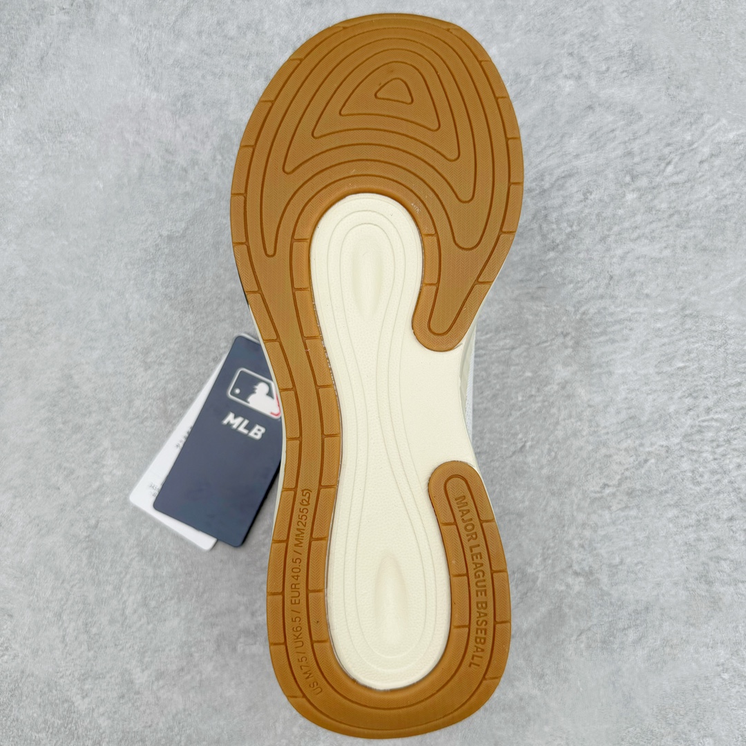 图片[9]-MLB Chunky Runner 2024S 纽约洋基队系列低帮轻量增高厚底百搭休闲运动慢跑鞋 Korea韩国联名NY美国榄球纽约洋基队限定 韩国代购专供 全套原楦原纸板原厂数据开发 正确中底拉帮中底网布细节 平台代购专供 左脚内置芯片 韩国代购吊牌标贴 独家一比一RB+MD组合大底 高频后跟小人Logo精准对位立体饱满 正确网布加超迁鞋面 转印中底走线紧密 转印Logo工艺表层防刮不掉色 尺码：35 36 36.5 37.5 38 38.5 39 40 40.5 41 42 42.5 43 44 45-选品中心