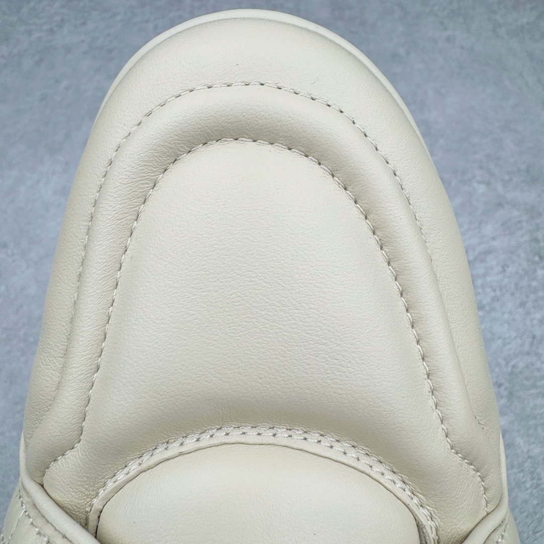 图片[21]-＃GD广顶 Louis Vuitton Trainer lv路易威登时装走秀运动时尚板鞋 外贸零售特供批次 2023全新纸板数据 印花高频效果碾压市面 市售天花板产物 耗时半年巨作 全套原厂新版原纸板楦头开发 原厂特供皮料加持 市场所有版本中综合最强的货品 GD实力大厂出品 全网最全配色更新最快 最成熟的做工稳定的品控 完美鞋型超高的清洁度 零毛边线头瑕疵 全套原楦原纸版原鞋开模 全网最具灵魂的版型 正确原装黄色鞋盒 正确中底印花 鞋面印花3D高频深度立体 全鞋电脑针车 紧密相连 针距密度一致 环保乳胶注塑鞋垫 厚度脚感还原原版 皮面裁剪部位 统一油边封口工艺 原装橡胶大底含胶量大底组合零偏差 专柜全套包装 防尘袋 说明书 质保卡 男女鞋 尺码：35 36 37 38 39 40 41 42 43 44 45-选品中心