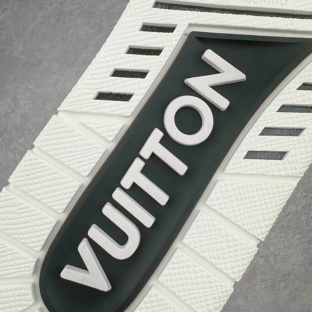 图片[20]-＃GD广顶 Louis Vuitton SKATE lv路易威登系带时装走秀运动时尚板鞋 外贸零售特供批次 2023全新纸板数据 印花高频效果碾压市面 市售天花板产物 耗时半年巨作 全套原厂新版原纸板楦头开发 原厂特供皮料加持 市场所有版本中综合最强的货品 GD实力大厂出品 全网最全配色更新最快 最成熟的做工稳定的品控 完美鞋型超高的清洁度 零毛边线头瑕疵 全套原楦原纸版原鞋开模 全网最具灵魂的版型 正确原装黄色鞋盒 正确中底印花 鞋面印花3D高频深度立体 全鞋电脑针车 紧密相连 针距密度一致 环保乳胶注塑鞋垫 厚度脚感还原原版 皮面裁剪部位 统一油边封口工艺 原装橡胶大底含胶量大底组合零偏差 专柜全套包装 防尘袋 说明书 质保卡 男女鞋 尺码：35 36 37 38 39 40 41 42 43 44 45-选品中心