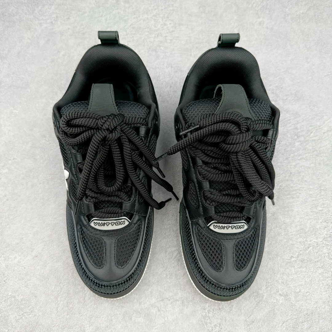 图片[2]-＃GD广顶 Louis Vuitton SKATE lv路易威登系带时装走秀运动时尚板鞋 外贸零售特供批次 2023全新纸板数据 印花高频效果碾压市面 市售天花板产物 耗时半年巨作 全套原厂新版原纸板楦头开发 原厂特供皮料加持 市场所有版本中综合最强的货品 GD实力大厂出品 全网最全配色更新最快 最成熟的做工稳定的品控 完美鞋型超高的清洁度 零毛边线头瑕疵 全套原楦原纸版原鞋开模 全网最具灵魂的版型 正确原装黄色鞋盒 正确中底印花 鞋面印花3D高频深度立体 全鞋电脑针车 紧密相连 针距密度一致 环保乳胶注塑鞋垫 厚度脚感还原原版 皮面裁剪部位 统一油边封口工艺 原装橡胶大底含胶量大底组合零偏差 专柜全套包装 防尘袋 说明书 质保卡 男女鞋 尺码：35 36 37 38 39 40 41 42 43 44 45-选品中心