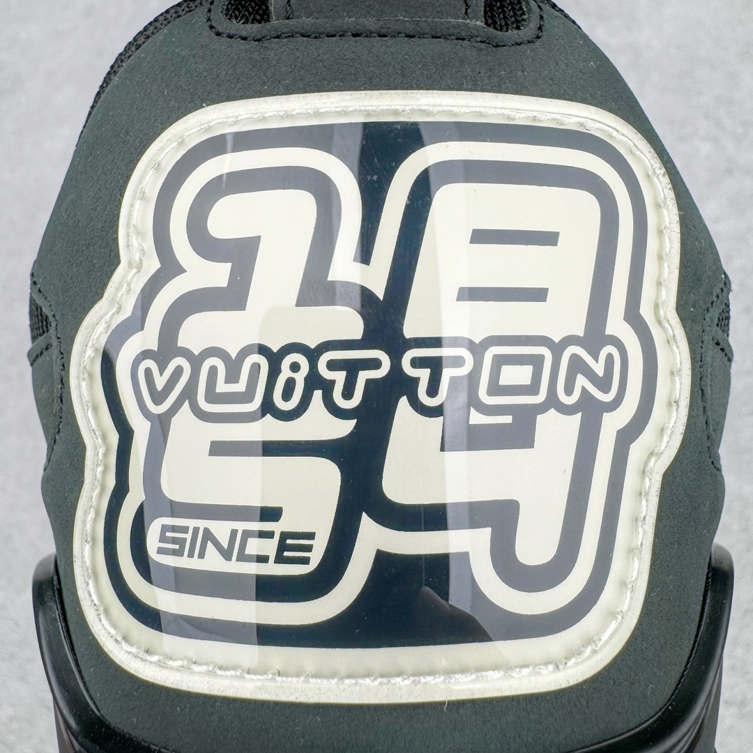图片[14]-＃GD广顶 Louis Vuitton SKATE lv路易威登系带时装走秀运动时尚板鞋 外贸零售特供批次 2023全新纸板数据 印花高频效果碾压市面 市售天花板产物 耗时半年巨作 全套原厂新版原纸板楦头开发 原厂特供皮料加持 市场所有版本中综合最强的货品 GD实力大厂出品 全网最全配色更新最快 最成熟的做工稳定的品控 完美鞋型超高的清洁度 零毛边线头瑕疵 全套原楦原纸版原鞋开模 全网最具灵魂的版型 正确原装黄色鞋盒 正确中底印花 鞋面印花3D高频深度立体 全鞋电脑针车 紧密相连 针距密度一致 环保乳胶注塑鞋垫 厚度脚感还原原版 皮面裁剪部位 统一油边封口工艺 原装橡胶大底含胶量大底组合零偏差 专柜全套包装 防尘袋 说明书 质保卡 男女鞋 尺码：35 36 37 38 39 40 41 42 43 44 45-选品中心