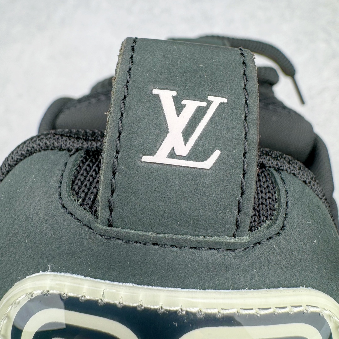 图片[13]-＃GD广顶 Louis Vuitton SKATE lv路易威登系带时装走秀运动时尚板鞋 外贸零售特供批次 2023全新纸板数据 印花高频效果碾压市面 市售天花板产物 耗时半年巨作 全套原厂新版原纸板楦头开发 原厂特供皮料加持 市场所有版本中综合最强的货品 GD实力大厂出品 全网最全配色更新最快 最成熟的做工稳定的品控 完美鞋型超高的清洁度 零毛边线头瑕疵 全套原楦原纸版原鞋开模 全网最具灵魂的版型 正确原装黄色鞋盒 正确中底印花 鞋面印花3D高频深度立体 全鞋电脑针车 紧密相连 针距密度一致 环保乳胶注塑鞋垫 厚度脚感还原原版 皮面裁剪部位 统一油边封口工艺 原装橡胶大底含胶量大底组合零偏差 专柜全套包装 防尘袋 说明书 质保卡 男女鞋 尺码：35 36 37 38 39 40 41 42 43 44 45-选品中心