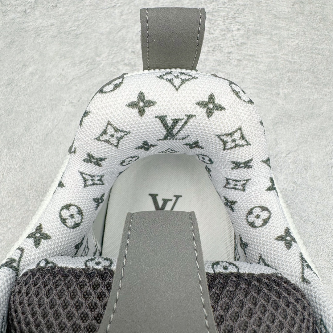 图片[14]-＃GD广顶 Louis Vuitton SKATE lv路易威登系带时装走秀运动时尚板鞋 外贸零售特供批次 2023全新纸板数据 印花高频效果碾压市面 市售天花板产物 耗时半年巨作 全套原厂新版原纸板楦头开发 原厂特供皮料加持 市场所有版本中综合最强的货品 GD实力大厂出品 全网最全配色更新最快 最成熟的做工稳定的品控 完美鞋型超高的清洁度 零毛边线头瑕疵 全套原楦原纸版原鞋开模 全网最具灵魂的版型 正确原装黄色鞋盒 正确中底印花 鞋面印花3D高频深度立体 全鞋电脑针车 紧密相连 针距密度一致 环保乳胶注塑鞋垫 厚度脚感还原原版 皮面裁剪部位 统一油边封口工艺 原装橡胶大底含胶量大底组合零偏差 专柜全套包装 防尘袋 说明书 质保卡 男女鞋 尺码：35 36 37 38 39 40 41 42 43 44 45-选品中心