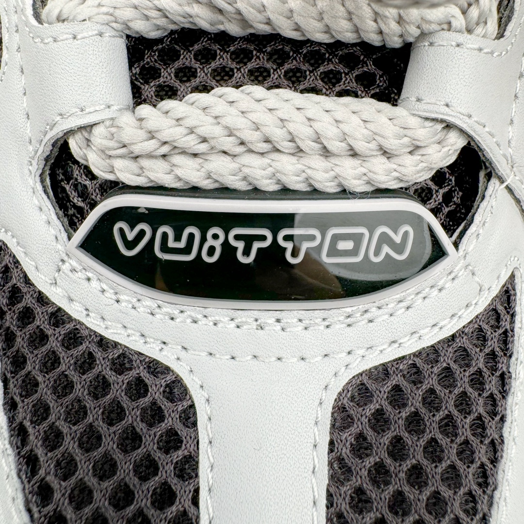 图片[16]-＃GD广顶 Louis Vuitton SKATE lv路易威登系带时装走秀运动时尚板鞋 外贸零售特供批次 2023全新纸板数据 印花高频效果碾压市面 市售天花板产物 耗时半年巨作 全套原厂新版原纸板楦头开发 原厂特供皮料加持 市场所有版本中综合最强的货品 GD实力大厂出品 全网最全配色更新最快 最成熟的做工稳定的品控 完美鞋型超高的清洁度 零毛边线头瑕疵 全套原楦原纸版原鞋开模 全网最具灵魂的版型 正确原装黄色鞋盒 正确中底印花 鞋面印花3D高频深度立体 全鞋电脑针车 紧密相连 针距密度一致 环保乳胶注塑鞋垫 厚度脚感还原原版 皮面裁剪部位 统一油边封口工艺 原装橡胶大底含胶量大底组合零偏差 专柜全套包装 防尘袋 说明书 质保卡 男女鞋 尺码：35 36 37 38 39 40 41 42 43 44 45-选品中心