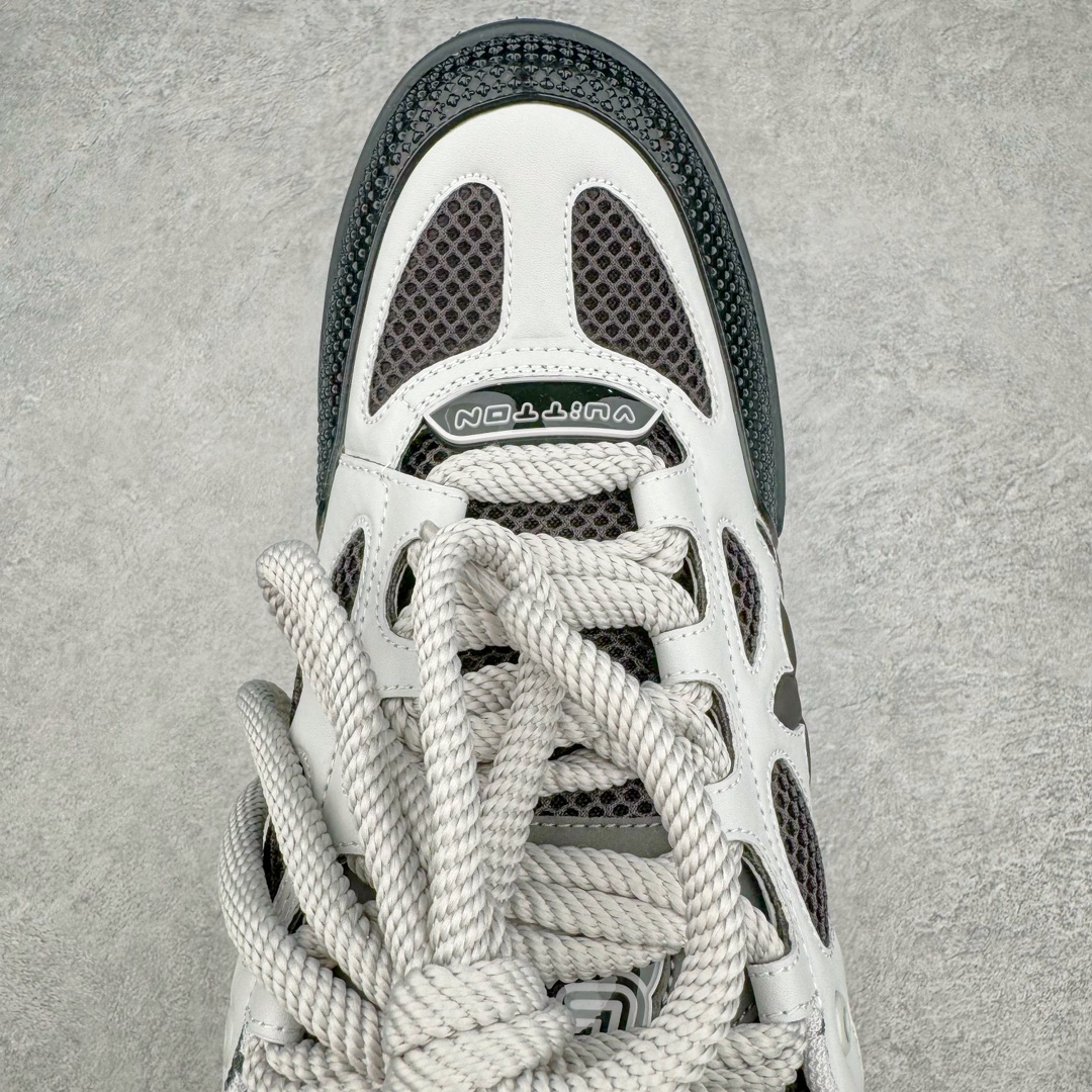 图片[4]-＃GD广顶 Louis Vuitton SKATE lv路易威登系带时装走秀运动时尚板鞋 外贸零售特供批次 2023全新纸板数据 印花高频效果碾压市面 市售天花板产物 耗时半年巨作 全套原厂新版原纸板楦头开发 原厂特供皮料加持 市场所有版本中综合最强的货品 GD实力大厂出品 全网最全配色更新最快 最成熟的做工稳定的品控 完美鞋型超高的清洁度 零毛边线头瑕疵 全套原楦原纸版原鞋开模 全网最具灵魂的版型 正确原装黄色鞋盒 正确中底印花 鞋面印花3D高频深度立体 全鞋电脑针车 紧密相连 针距密度一致 环保乳胶注塑鞋垫 厚度脚感还原原版 皮面裁剪部位 统一油边封口工艺 原装橡胶大底含胶量大底组合零偏差 专柜全套包装 防尘袋 说明书 质保卡 男女鞋 尺码：35 36 37 38 39 40 41 42 43 44 45-选品中心