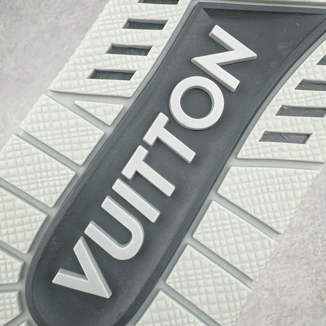 图片[20]-＃GD广顶 Louis Vuitton SKATE lv路易威登系带时装走秀运动时尚板鞋 外贸零售特供批次 2023全新纸板数据 印花高频效果碾压市面 市售天花板产物 耗时半年巨作 全套原厂新版原纸板楦头开发 原厂特供皮料加持 市场所有版本中综合最强的货品 GD实力大厂出品 全网最全配色更新最快 最成熟的做工稳定的品控 完美鞋型超高的清洁度 零毛边线头瑕疵 全套原楦原纸版原鞋开模 全网最具灵魂的版型 正确原装黄色鞋盒 正确中底印花 鞋面印花3D高频深度立体 全鞋电脑针车 紧密相连 针距密度一致 环保乳胶注塑鞋垫 厚度脚感还原原版 皮面裁剪部位 统一油边封口工艺 原装橡胶大底含胶量大底组合零偏差 专柜全套包装 防尘袋 说明书 质保卡 男女鞋 尺码：35 36 37 38 39 40 41 42 43 44 45-选品中心