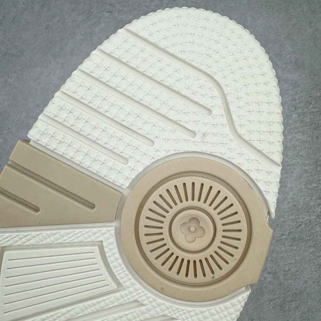 图片[22]-＃GD广顶 Louis Vuitton SKATE lv路易威登系带时装走秀运动时尚板鞋 外贸零售特供批次 2023全新纸板数据 印花高频效果碾压市面 市售天花板产物 耗时半年巨作 全套原厂新版原纸板楦头开发 原厂特供皮料加持 市场所有版本中综合最强的货品 GD实力大厂出品 全网最全配色更新最快 最成熟的做工稳定的品控 完美鞋型超高的清洁度 零毛边线头瑕疵 全套原楦原纸版原鞋开模 全网最具灵魂的版型 正确原装黄色鞋盒 正确中底印花 鞋面印花3D高频深度立体 全鞋电脑针车 紧密相连 针距密度一致 环保乳胶注塑鞋垫 厚度脚感还原原版 皮面裁剪部位 统一油边封口工艺 原装橡胶大底含胶量大底组合零偏差 专柜全套包装 防尘袋 说明书 质保卡 男女鞋 尺码：35 36 37 38 39 40 41 42 43 44 45-选品中心