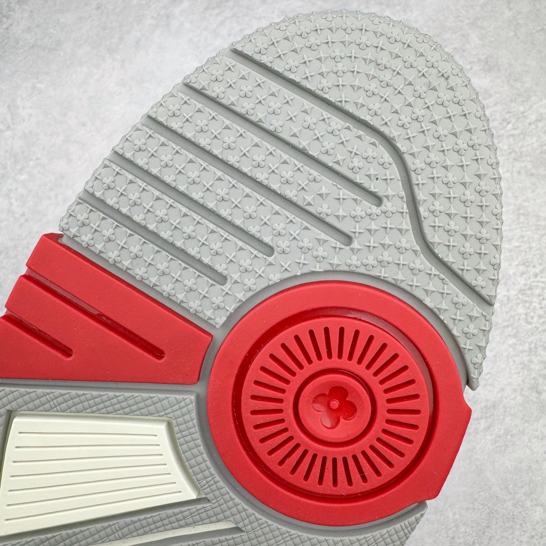 图片[21]-＃GD广顶 Louis Vuitton Trainer lv路易威登时装走秀运动时尚板鞋 外贸零售特供批次 2023全新纸板数据 印花高频效果碾压市面 市售天花板产物 耗时半年巨作 全套原厂新版原纸板楦头开发 原厂特供皮料加持 市场所有版本中综合最强的货品 GD实力大厂出品 全网最全配色更新最快 最成熟的做工稳定的品控 完美鞋型超高的清洁度 零毛边线头瑕疵 全套原楦原纸版原鞋开模 全网最具灵魂的版型 正确原装黄色鞋盒 正确中底印花 鞋面印花3D高频深度立体 全鞋电脑针车 紧密相连 针距密度一致 环保乳胶注塑鞋垫 厚度脚感还原原版 皮面裁剪部位 统一油边封口工艺 原装橡胶大底含胶量大底组合零偏差 专柜全套包装 防尘袋 说明书 质保卡 男女鞋 尺码：35 36 37 38 39 40 41 42 43 44 45-选品中心