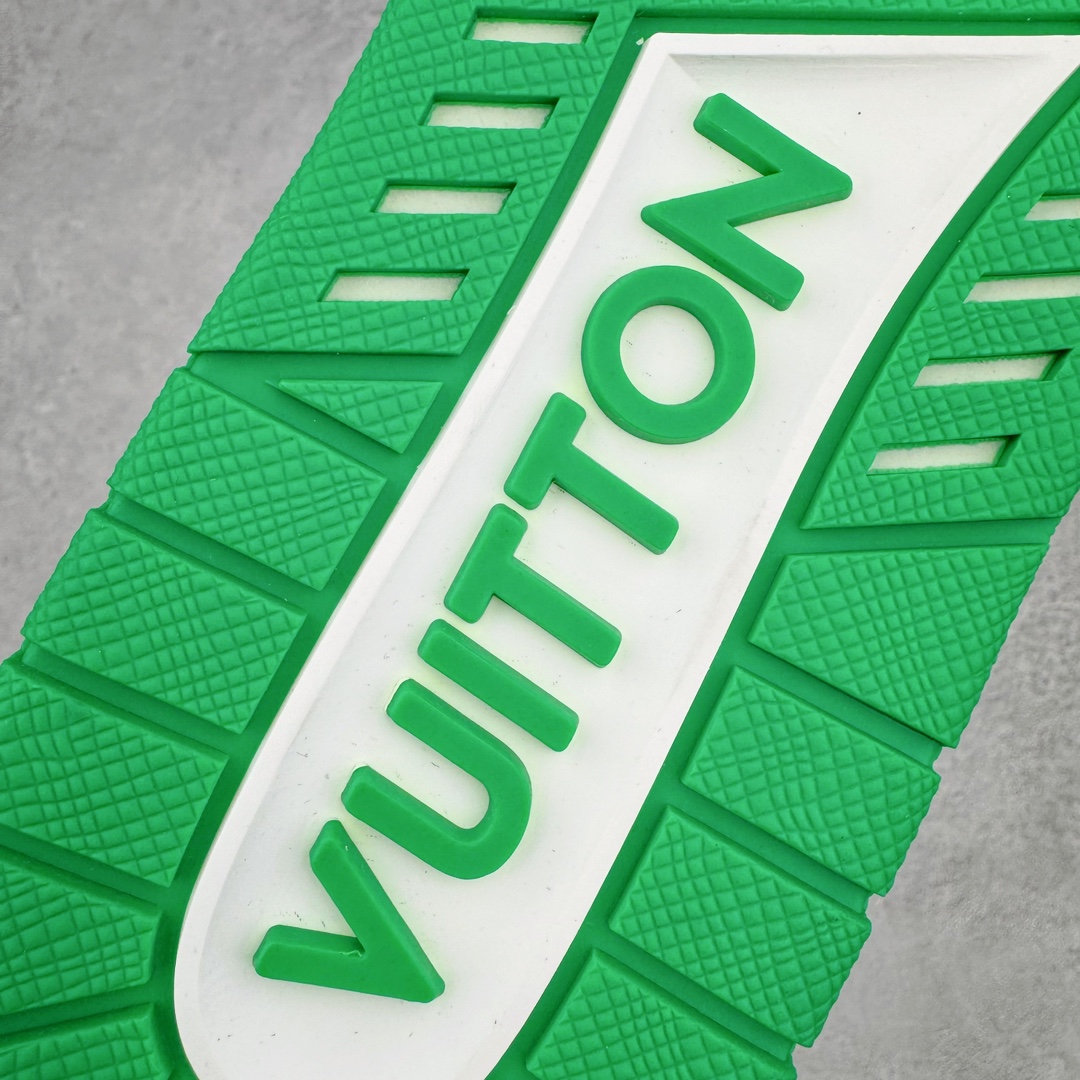 图片[20]-＃GD广顶 Louis Vuitton Trainer lv路易威登时装走秀运动时尚板鞋 外贸零售特供批次 2023全新纸板数据 印花高频效果碾压市面 市售天花板产物 耗时半年巨作 全套原厂新版原纸板楦头开发 原厂特供皮料加持 市场所有版本中综合最强的货品 GD实力大厂出品 全网最全配色更新最快 最成熟的做工稳定的品控 完美鞋型超高的清洁度 零毛边线头瑕疵 全套原楦原纸版原鞋开模 全网最具灵魂的版型 正确原装黄色鞋盒 正确中底印花 鞋面印花3D高频深度立体 全鞋电脑针车 紧密相连 针距密度一致 环保乳胶注塑鞋垫 厚度脚感还原原版 皮面裁剪部位 统一油边封口工艺 原装橡胶大底含胶量大底组合零偏差 专柜全套包装 防尘袋 说明书 质保卡 男女鞋 尺码：35 36 37 38 39 40 41 42 43 44 45-选品中心