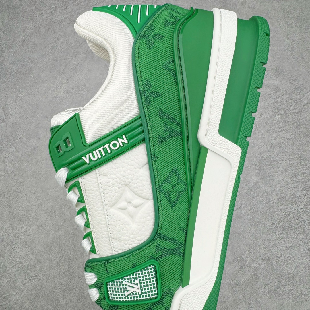 图片[7]-＃GD广顶 Louis Vuitton Trainer lv路易威登时装走秀运动时尚板鞋 外贸零售特供批次 2023全新纸板数据 印花高频效果碾压市面 市售天花板产物 耗时半年巨作 全套原厂新版原纸板楦头开发 原厂特供皮料加持 市场所有版本中综合最强的货品 GD实力大厂出品 全网最全配色更新最快 最成熟的做工稳定的品控 完美鞋型超高的清洁度 零毛边线头瑕疵 全套原楦原纸版原鞋开模 全网最具灵魂的版型 正确原装黄色鞋盒 正确中底印花 鞋面印花3D高频深度立体 全鞋电脑针车 紧密相连 针距密度一致 环保乳胶注塑鞋垫 厚度脚感还原原版 皮面裁剪部位 统一油边封口工艺 原装橡胶大底含胶量大底组合零偏差 专柜全套包装 防尘袋 说明书 质保卡 男女鞋 尺码：35 36 37 38 39 40 41 42 43 44 45-选品中心