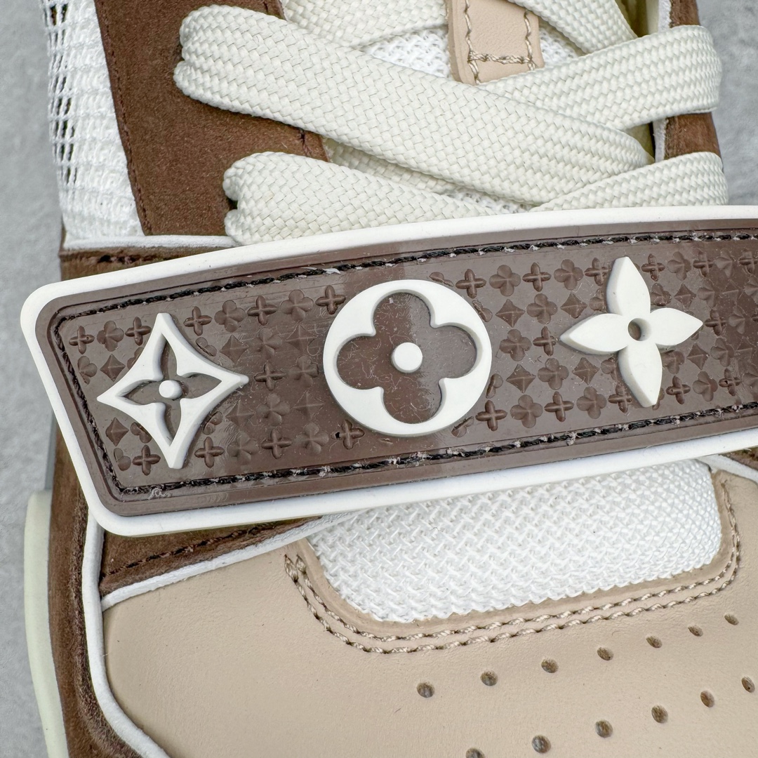 图片[16]-＃GD广顶 Louis Vuitton Trainer lv路易威登时装走秀运动时尚板鞋 外贸零售特供批次 2023全新纸板数据 印花高频效果碾压市面 市售天花板产物 耗时半年巨作 全套原厂新版原纸板楦头开发 原厂特供皮料加持 市场所有版本中综合最强的货品 GD实力大厂出品 全网最全配色更新最快 最成熟的做工稳定的品控 完美鞋型超高的清洁度 零毛边线头瑕疵 全套原楦原纸版原鞋开模 全网最具灵魂的版型 正确原装黄色鞋盒 正确中底印花 鞋面印花3D高频深度立体 全鞋电脑针车 紧密相连 针距密度一致 环保乳胶注塑鞋垫 厚度脚感还原原版 皮面裁剪部位 统一油边封口工艺 原装橡胶大底含胶量大底组合零偏差 专柜全套包装 防尘袋 说明书 质保卡 男女鞋 尺码：35 36 37 38 39 40 41 42 43 44 45-选品中心