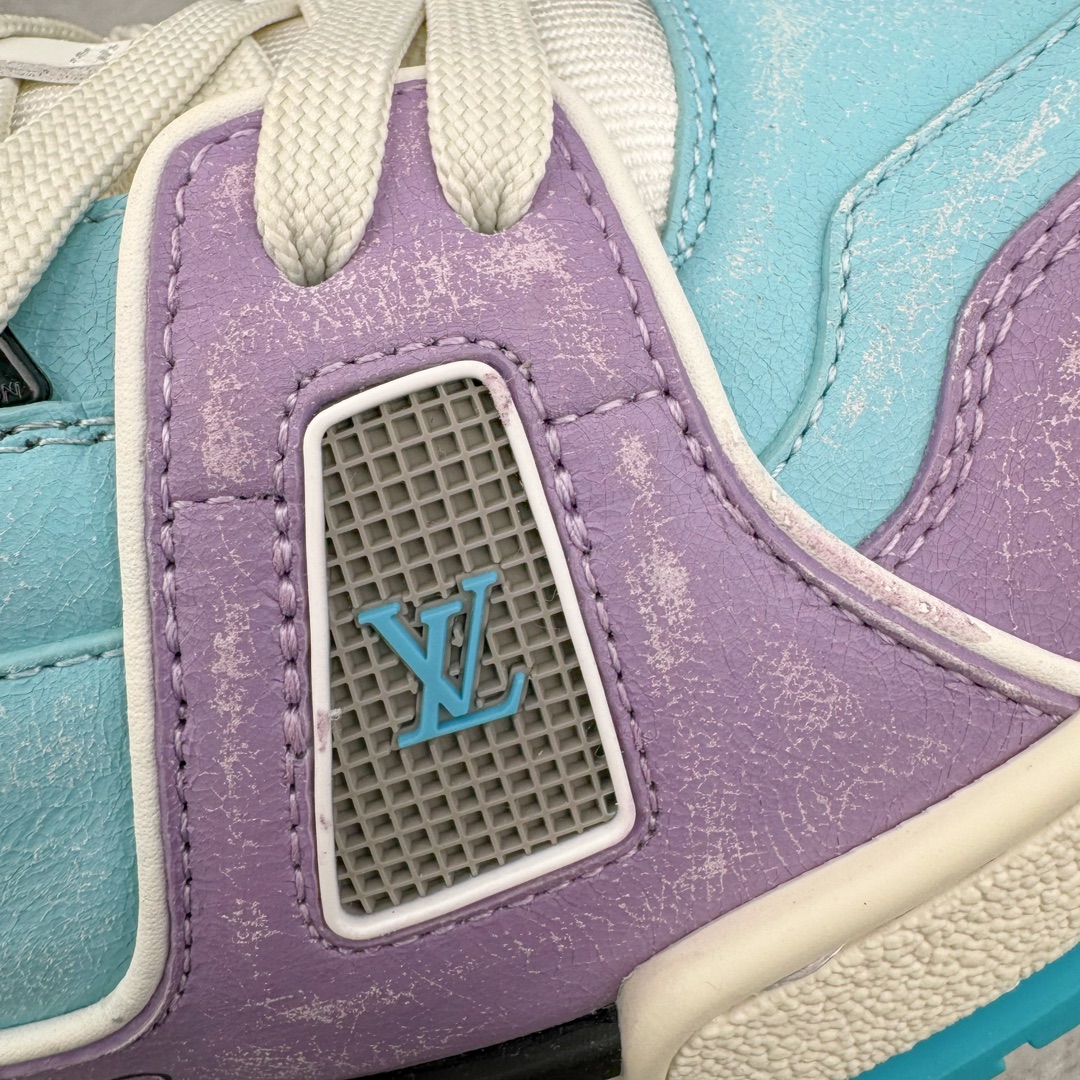 图片[19]-＃GD广顶 Louis Vuitton Trainer lv路易威登时装走秀运动时尚板鞋 外贸零售特供批次 2023全新纸板数据 印花高频效果碾压市面 市售天花板产物 耗时半年巨作 全套原厂新版原纸板楦头开发 原厂特供皮料加持 市场所有版本中综合最强的货品 GD实力大厂出品 全网最全配色更新最快 最成熟的做工稳定的品控 完美鞋型超高的清洁度 零毛边线头瑕疵 全套原楦原纸版原鞋开模 全网最具灵魂的版型 正确原装黄色鞋盒 正确中底印花 鞋面印花3D高频深度立体 全鞋电脑针车 紧密相连 针距密度一致 环保乳胶注塑鞋垫 厚度脚感还原原版 皮面裁剪部位 统一油边封口工艺 原装橡胶大底含胶量大底组合零偏差 专柜全套包装 防尘袋 说明书 质保卡 男女鞋 尺码：35 36 37 38 39 40 41 42 43 44 45-选品中心