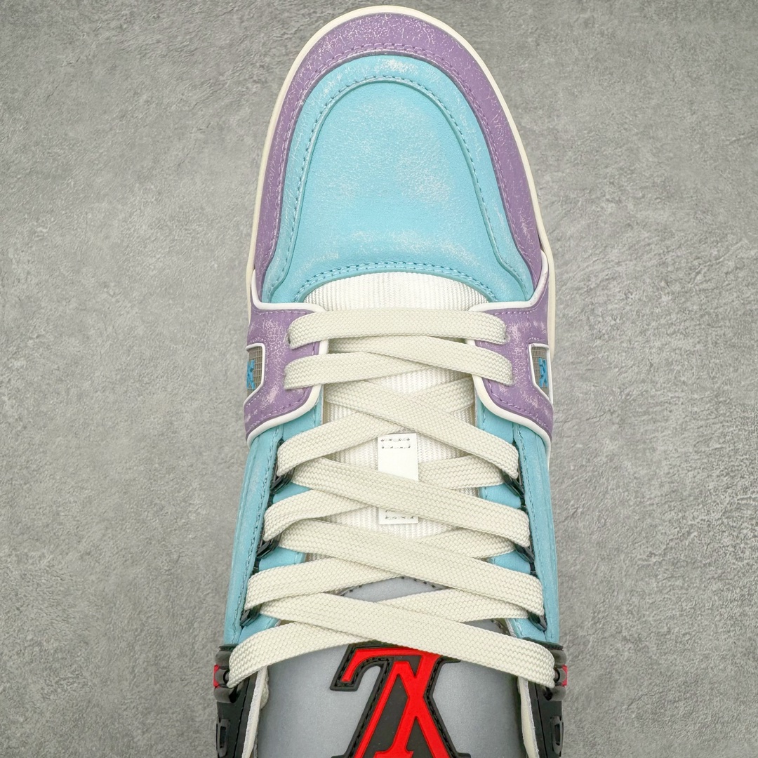 图片[4]-＃GD广顶 Louis Vuitton Trainer lv路易威登时装走秀运动时尚板鞋 外贸零售特供批次 2023全新纸板数据 印花高频效果碾压市面 市售天花板产物 耗时半年巨作 全套原厂新版原纸板楦头开发 原厂特供皮料加持 市场所有版本中综合最强的货品 GD实力大厂出品 全网最全配色更新最快 最成熟的做工稳定的品控 完美鞋型超高的清洁度 零毛边线头瑕疵 全套原楦原纸版原鞋开模 全网最具灵魂的版型 正确原装黄色鞋盒 正确中底印花 鞋面印花3D高频深度立体 全鞋电脑针车 紧密相连 针距密度一致 环保乳胶注塑鞋垫 厚度脚感还原原版 皮面裁剪部位 统一油边封口工艺 原装橡胶大底含胶量大底组合零偏差 专柜全套包装 防尘袋 说明书 质保卡 男女鞋 尺码：35 36 37 38 39 40 41 42 43 44 45-选品中心